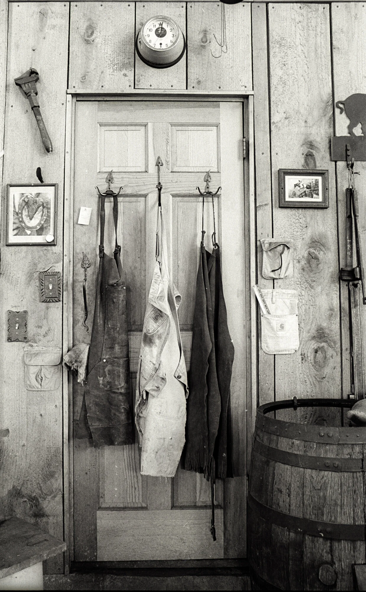 ThreeApronsLith.2000px.Neg#28.jpg