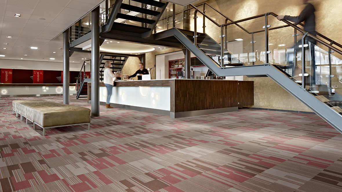 1180x664_Flotex_Linear_Cirrus_270003_Roomshot.jpg