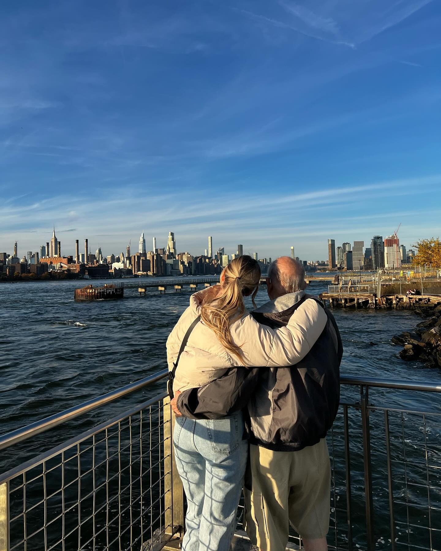 Pop in NYC 🤎 made the most special, core memories with Pop this weekend. I will cherish this trip for a lifetime. 🥹 p.s. he thrived here! Ripping the subway and making friends with strangers on every corner 🗽