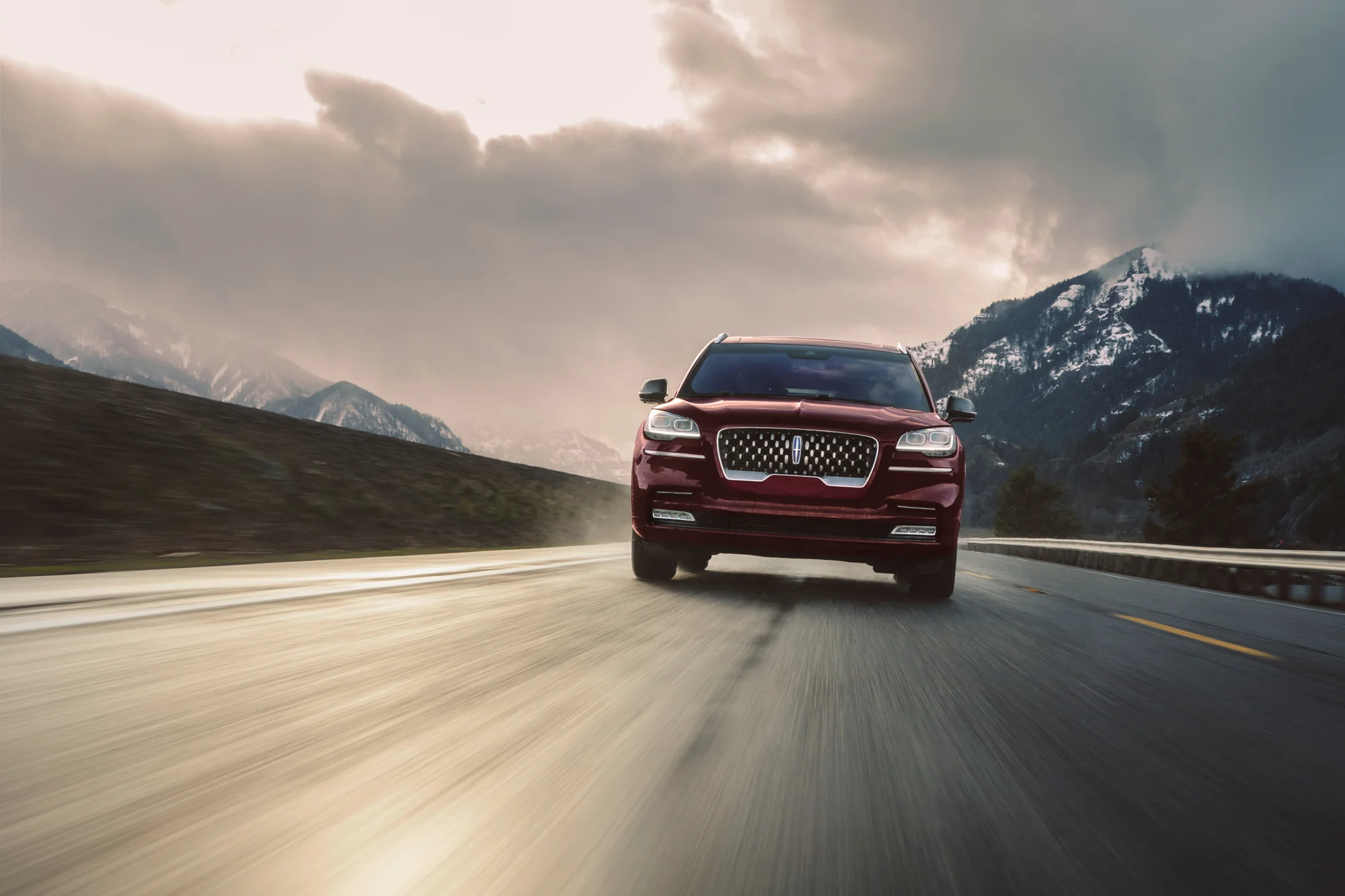Matthew Jones | 2020 Lincoln Aviator Campaign in Portland-13.jpg