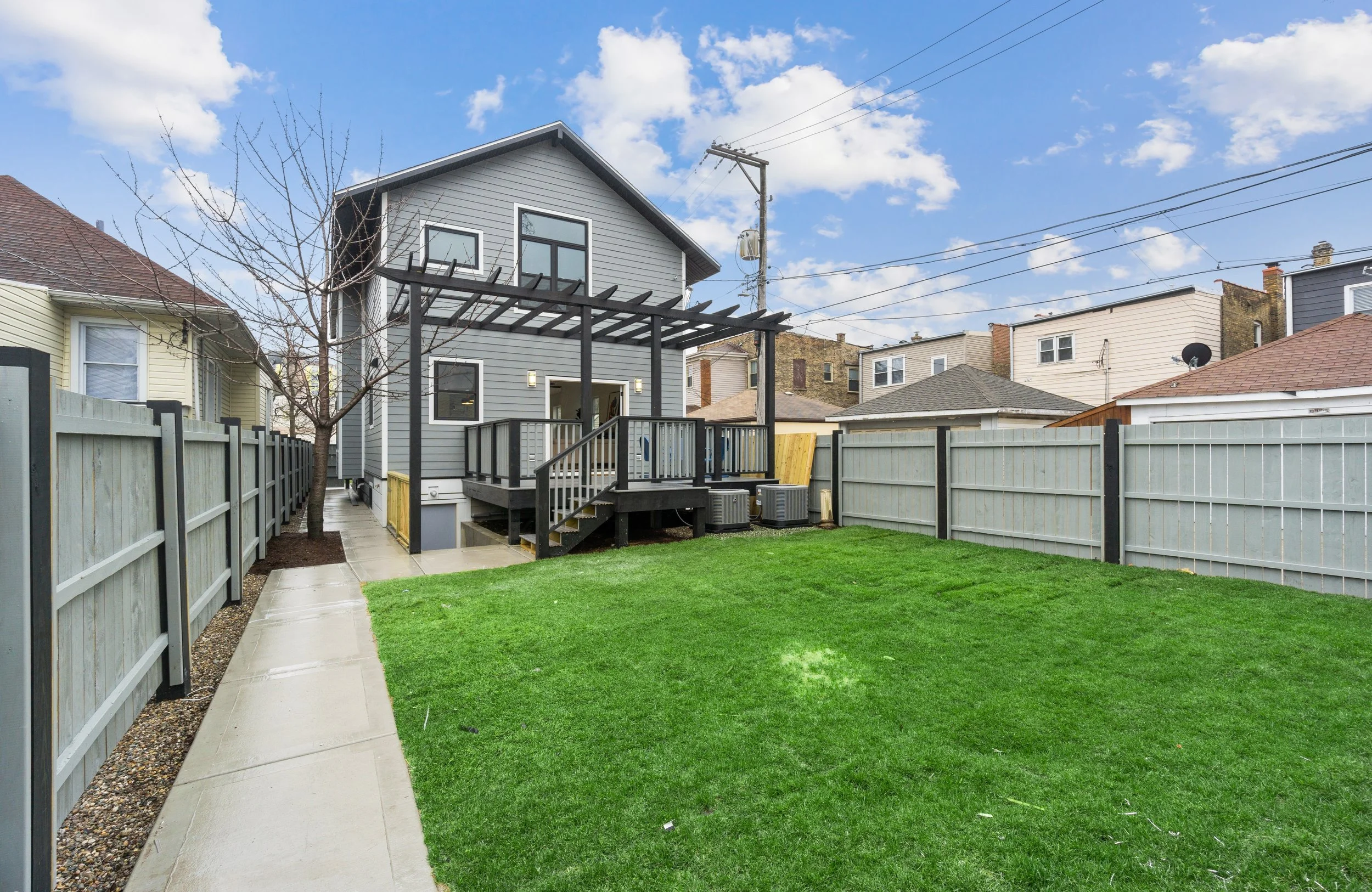 29_4722WestBellePlaineAve_2057_HiRes_crop.jpg