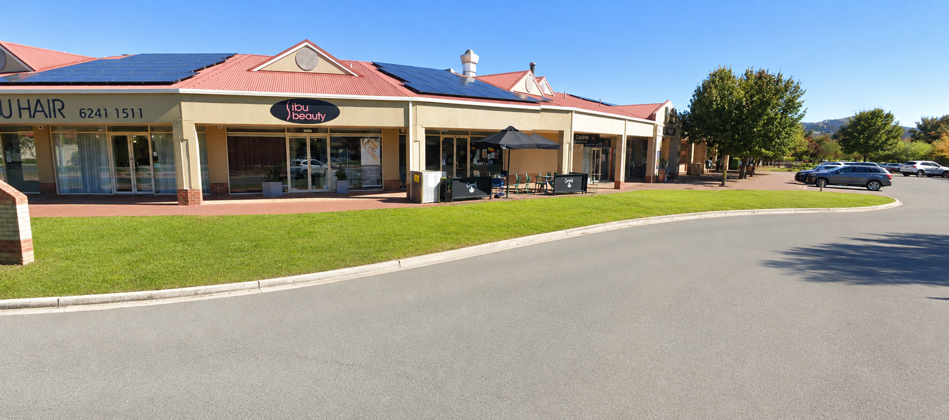 Approach and parking area at Sibu Skin and Beauty, Nicholls Village Centre