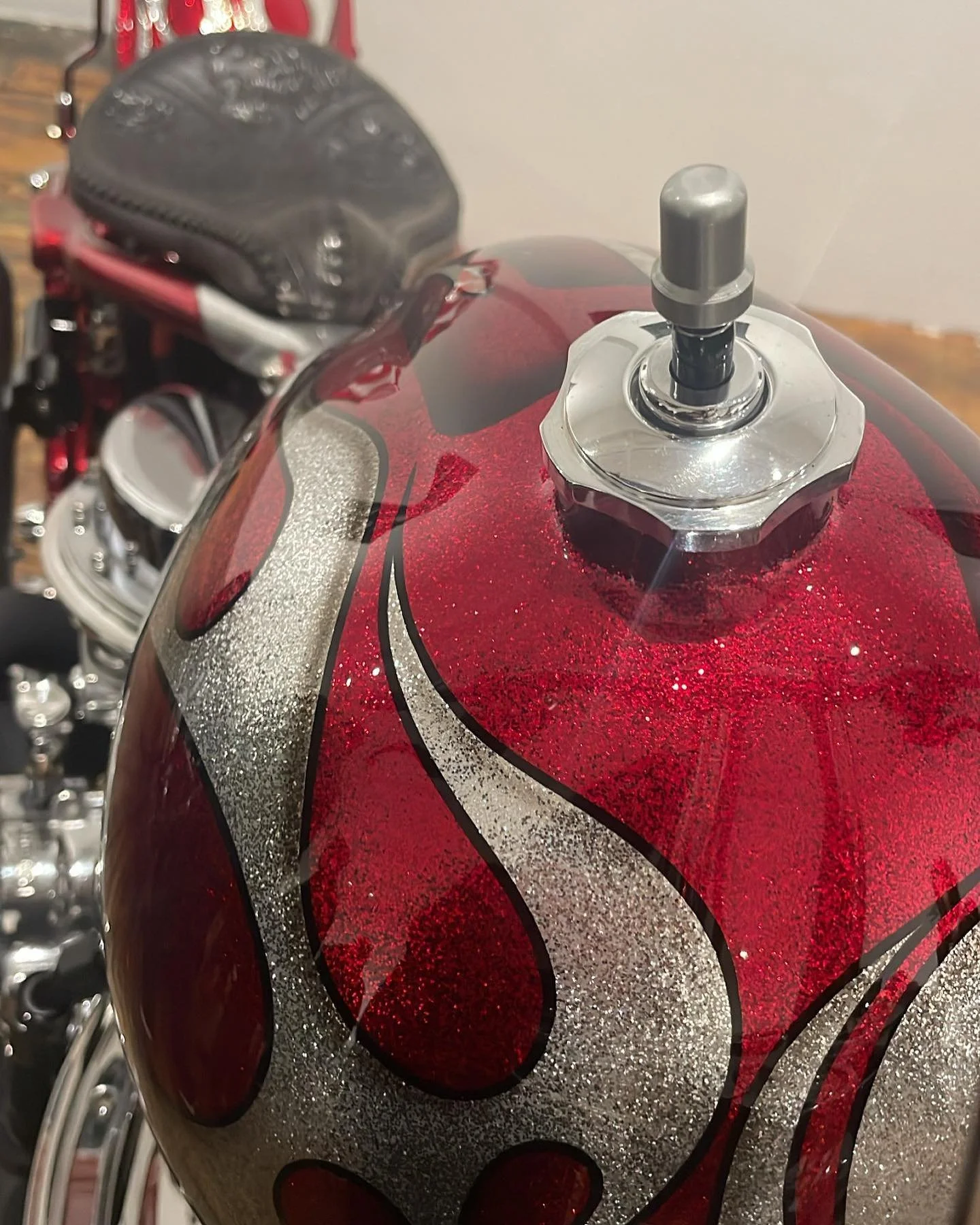 Boingy Boingy ⚡️ @thelightningbolt.usa 

MUSES:
#custommotorcycle #bikeshow #nycmotorcycles