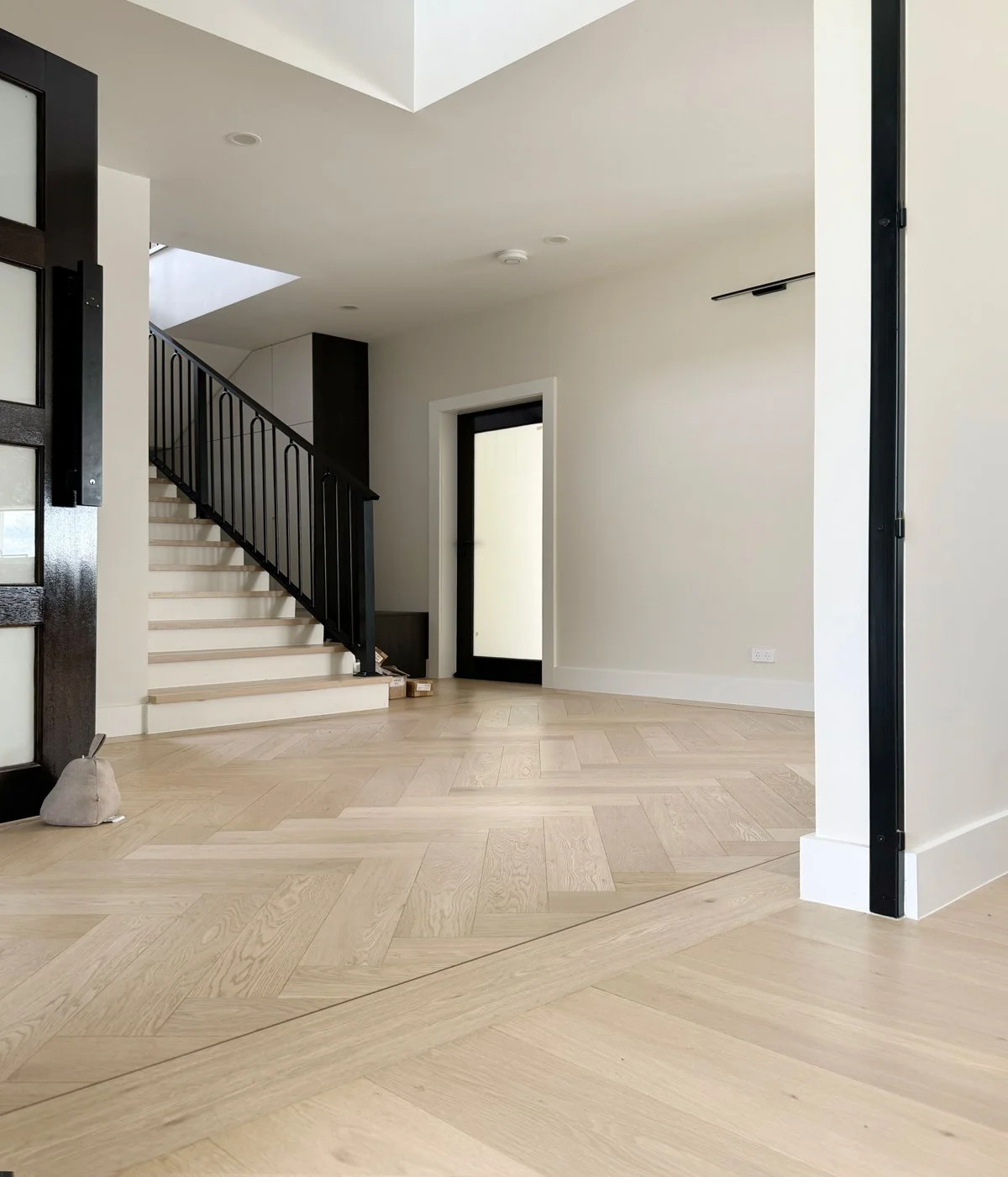 lalegno-herringbone-riesling-oak-engineered-timber-flooring-yagoona-05.jpg
