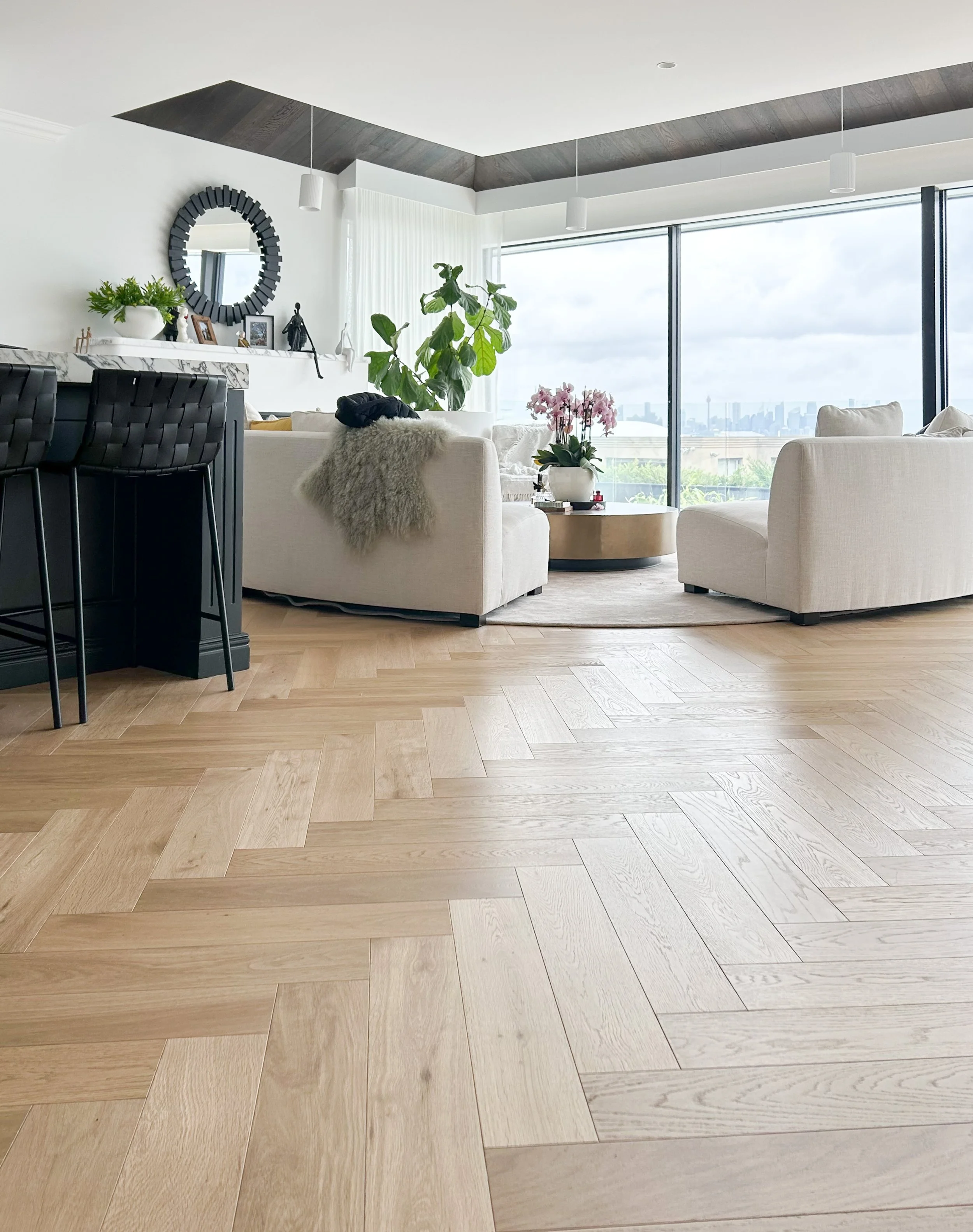Expertly installed Natural Oak engineered herringbone flooring with 15/4mm full oak construction in a Vaucluse luxury house, supplied and fitted by Aspire Floors.