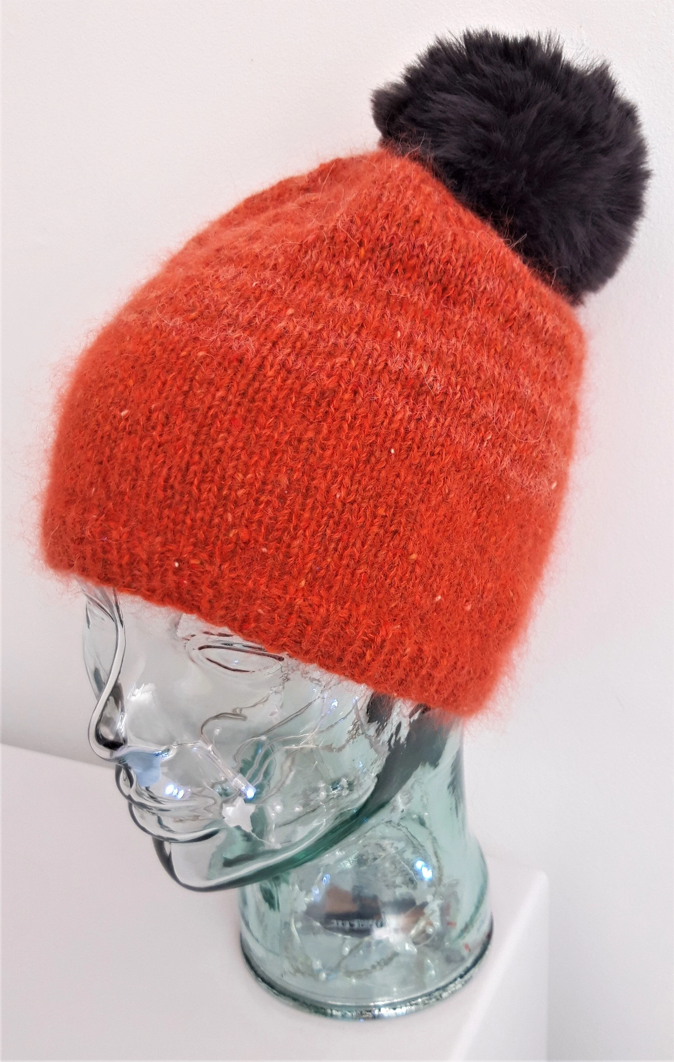 Handknitted Pompom Beanie hat — Fankle 