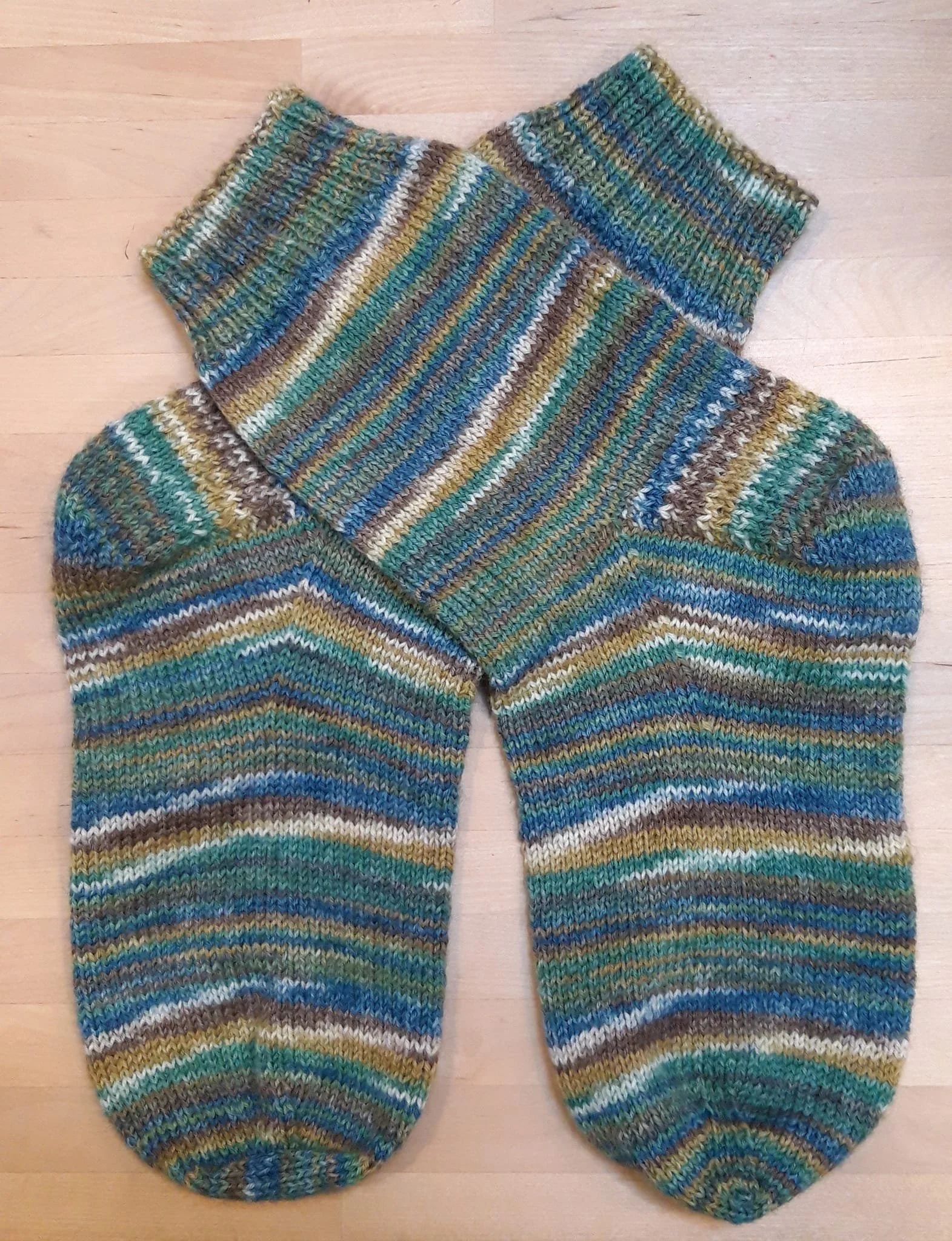 Learn to knit cuff-down socks - £75 for three sessions