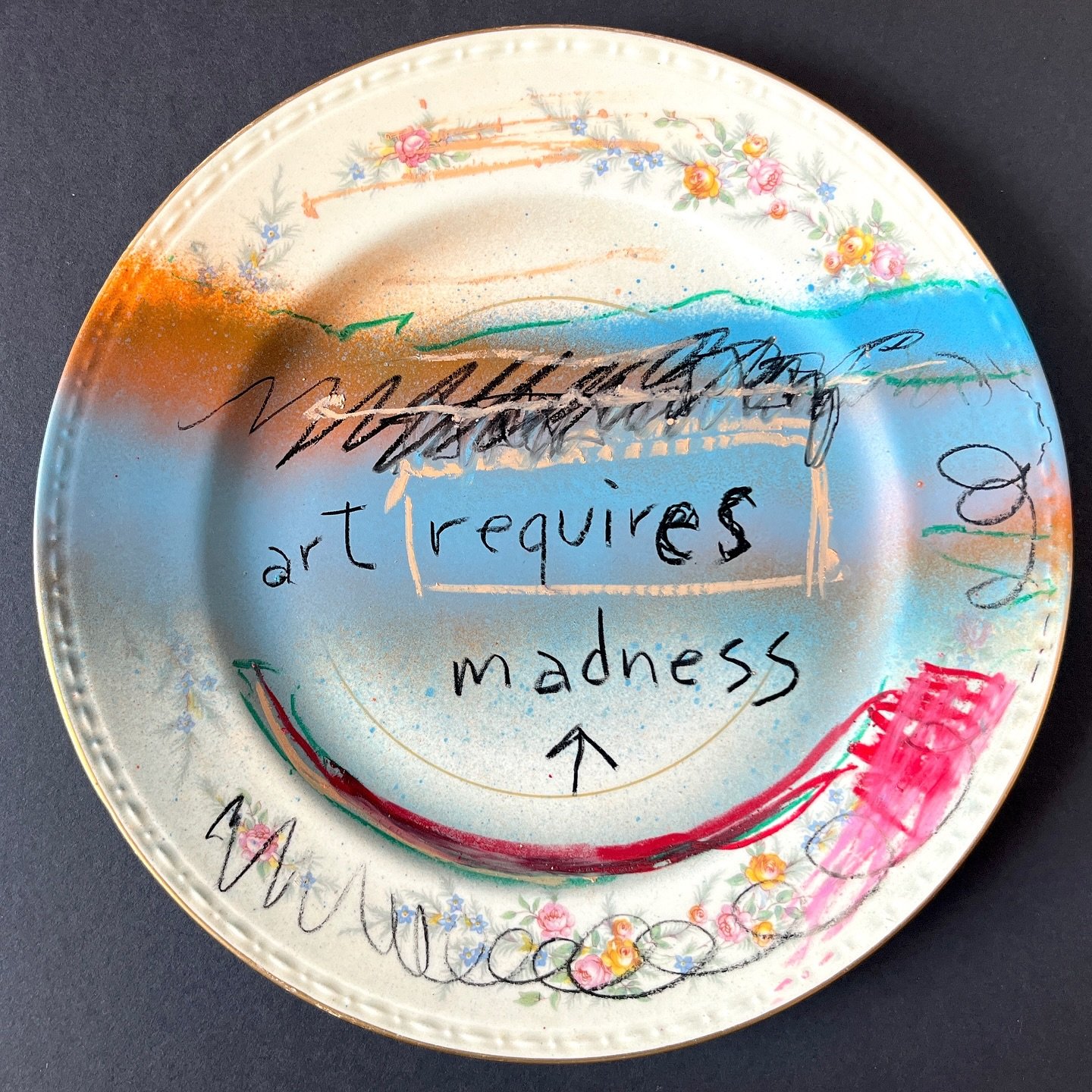 OMG !!! Getting married tomorrow, didn’t ask for any wedding gifts - but my dear friend @kwozniakart has come all the way from the USA and given us the best wedding present ever !!! An original @glenmartintaylor plate !!!! Still in shock - one