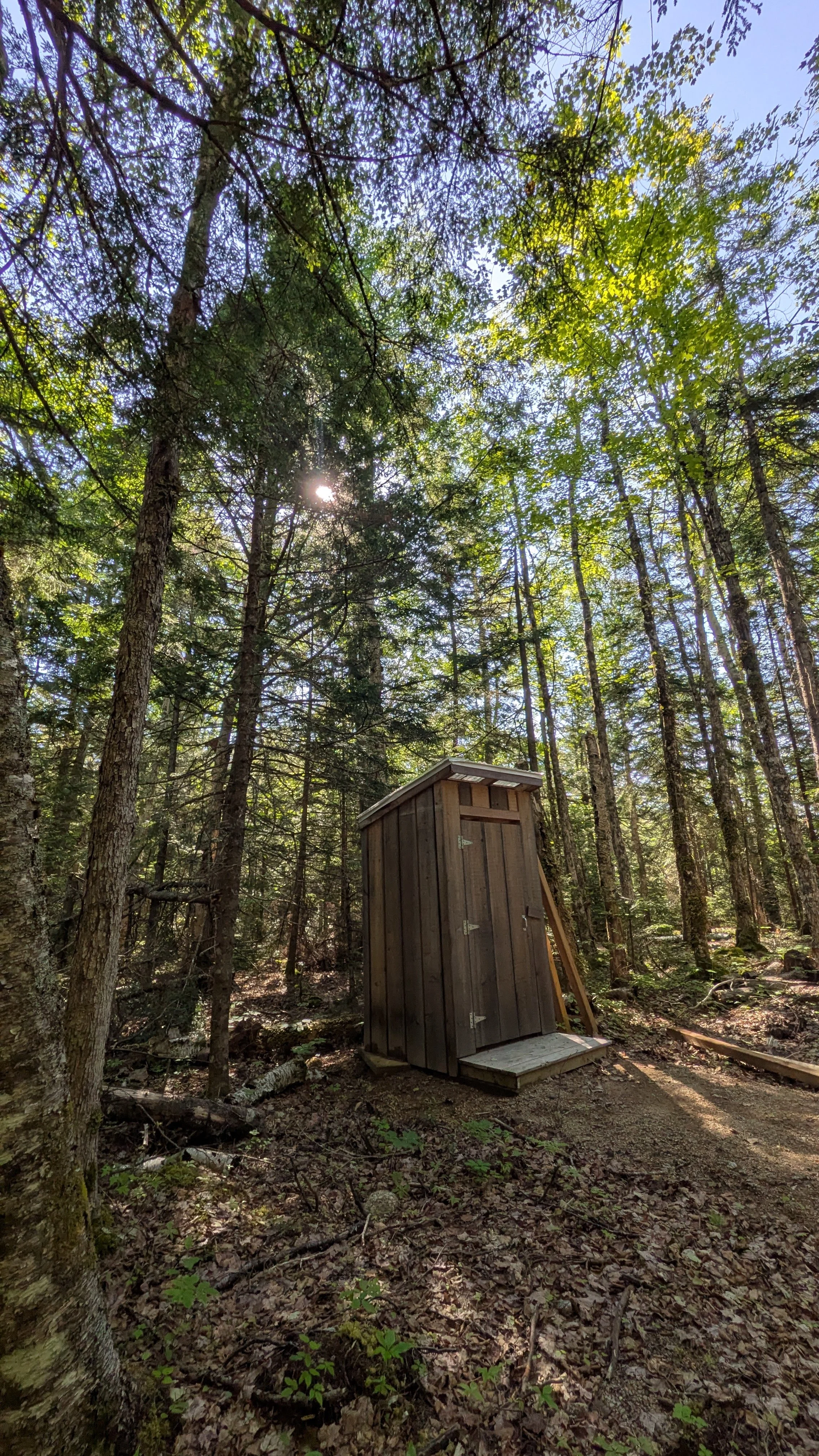 Outhouse2.jpg