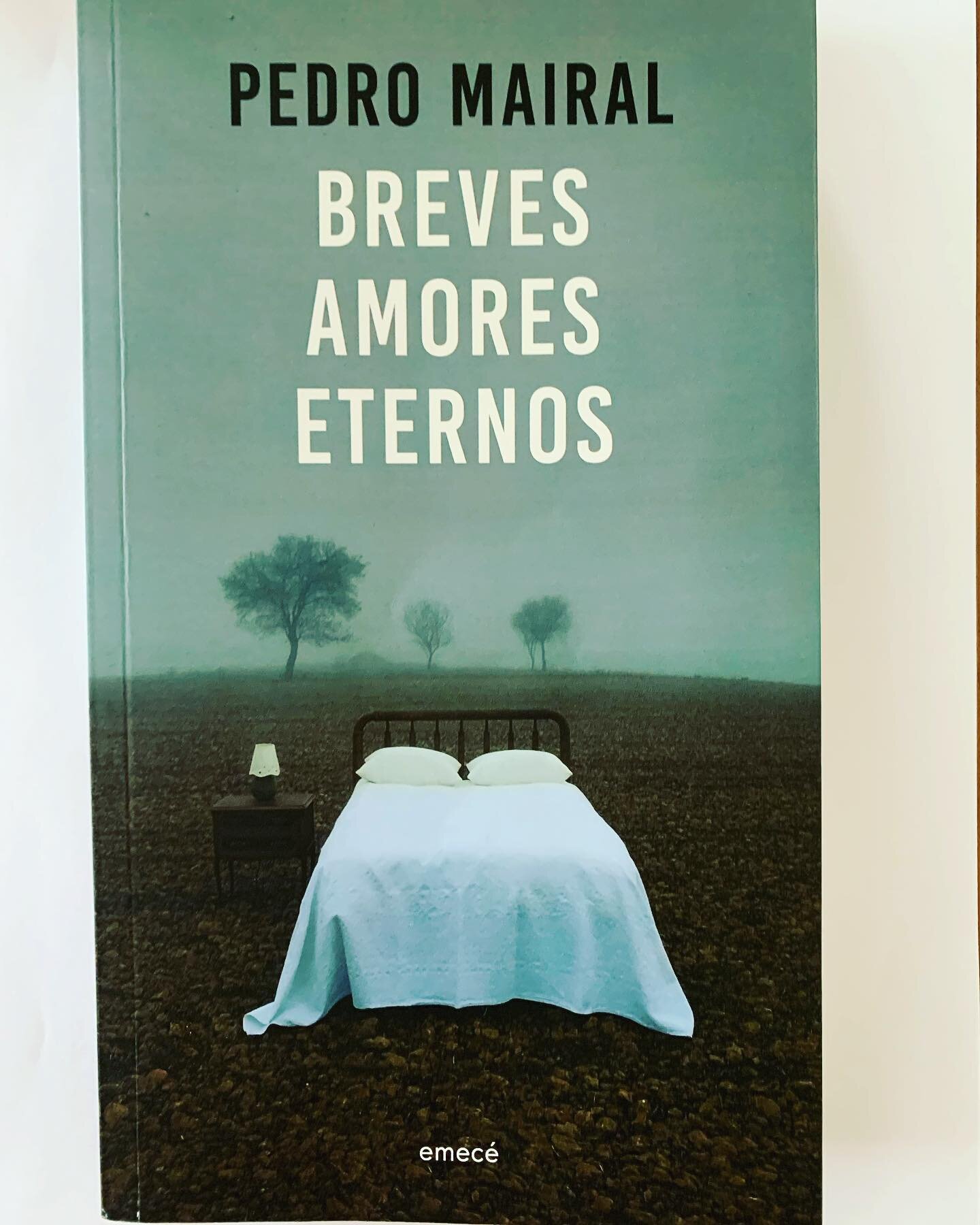 Breves amores eternos, Pedro Mairal (2019)
 
Breves amores eternos es una fusi&oacute;n de dos libros de relatos de este indispensable autor argentino. La primera parte, bajo el notable nombre de Breves amores eternos, corresponde a cuentos in&eacute