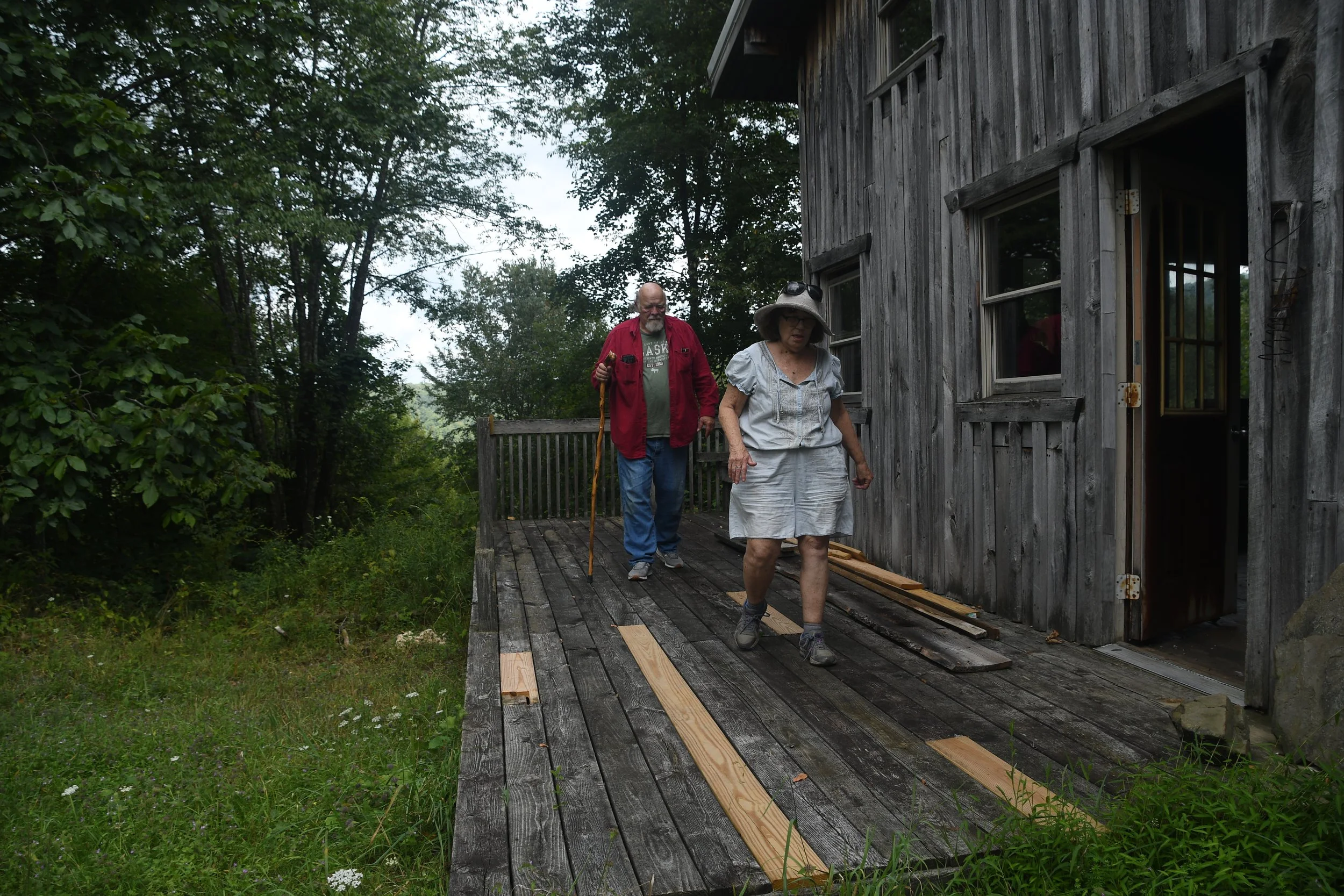 Phil and Frances at cabin.JPG