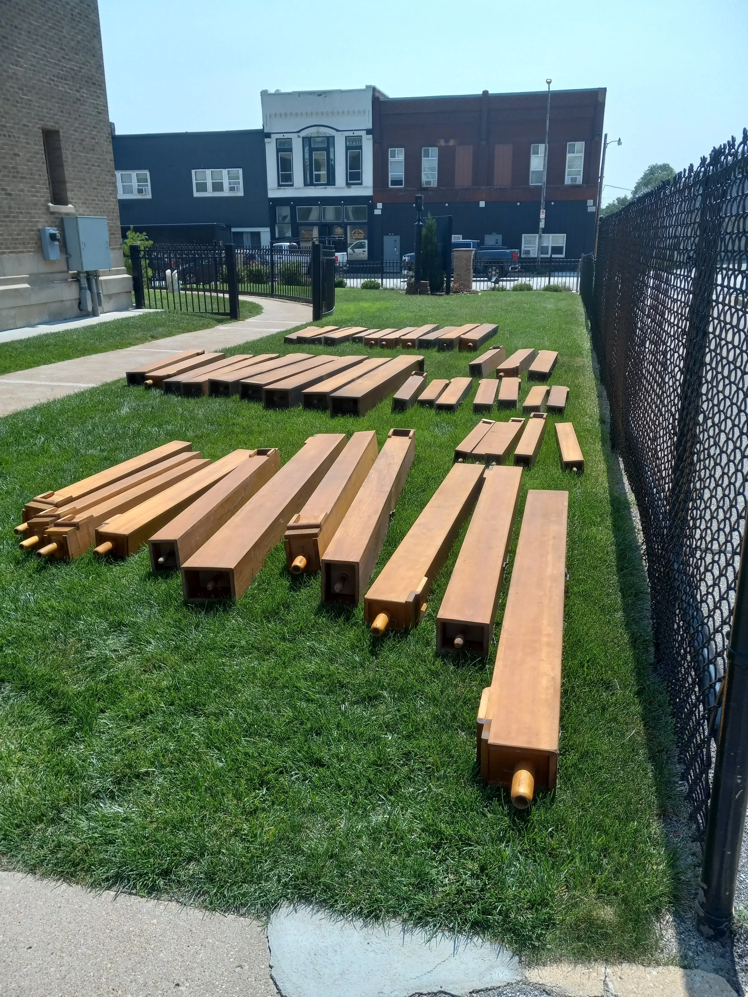 2 - Kilgen Removal 1.jpg