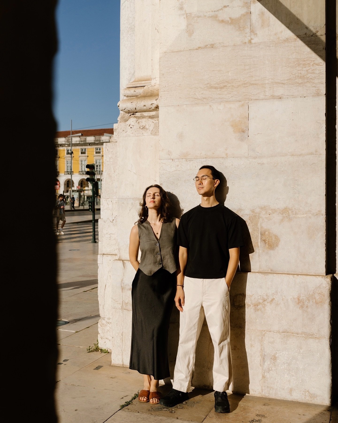 30 degrees Celsius in the beginning of May? Find me like Ariane and David, basking in the sun. 
Now that the warmer weather is coming, please note that my agenda is getting booked out and is best to book in advance :) I am no longer available until J