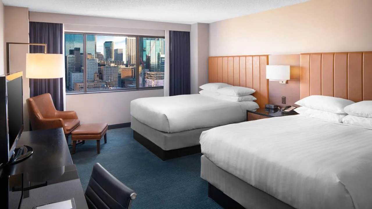 Hyatt-Regency-Minneapolis-P085-Queen-Room-City-View.16x9.jpg