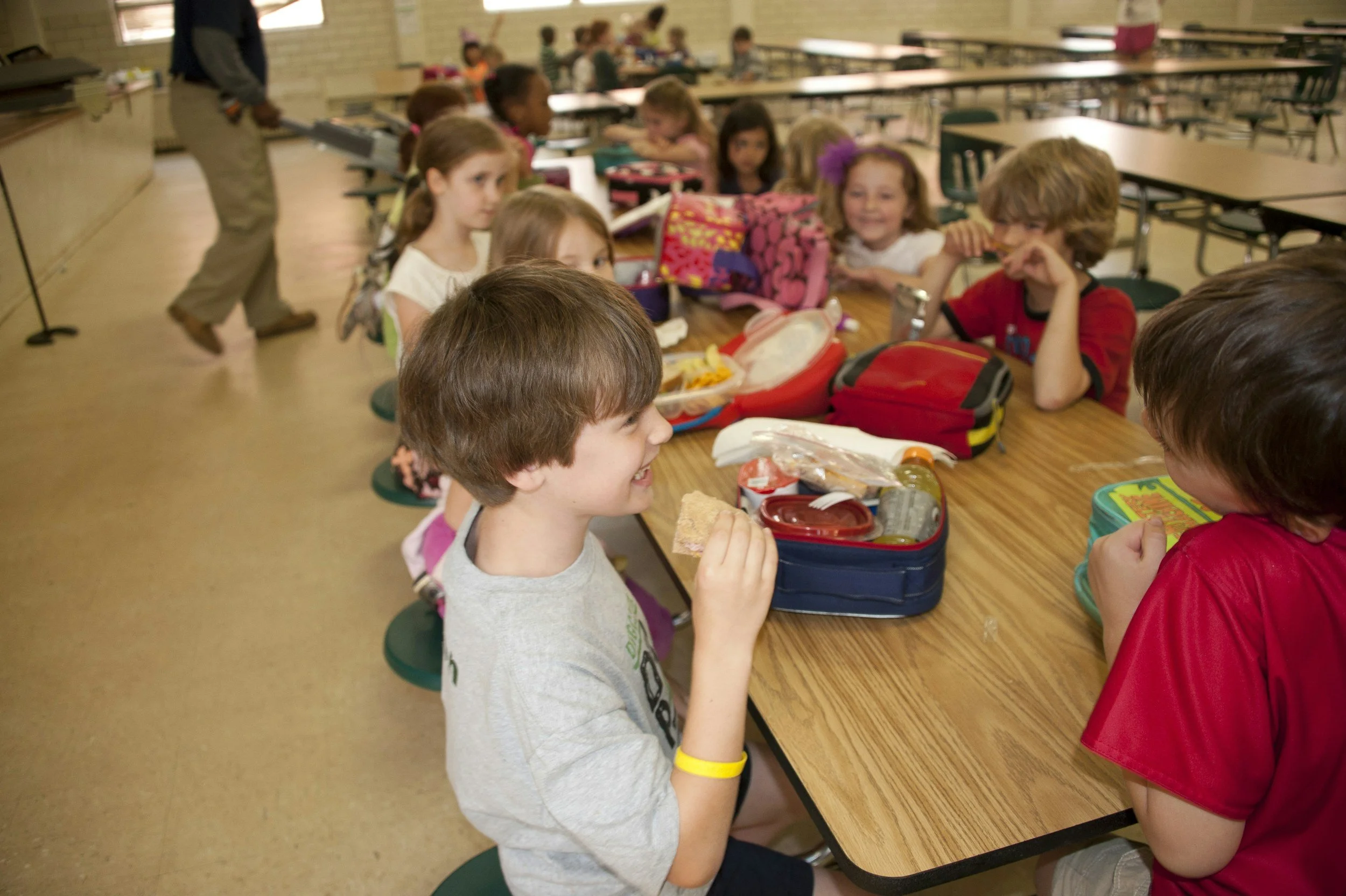 Department of Human Services Debuts Summer Child Nutrition Program