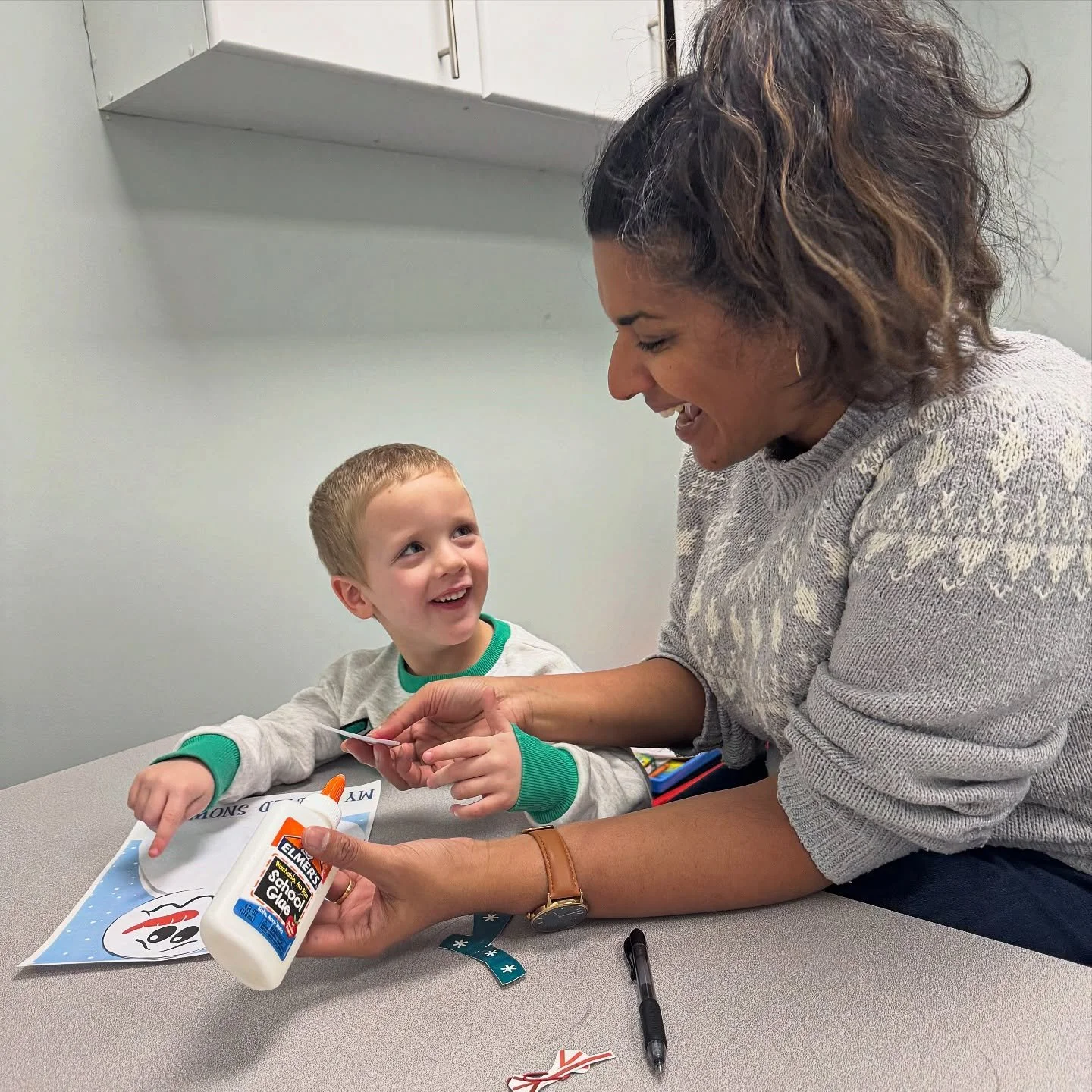 We love watching our clients grow in confidence and independence each day! 🌳💚

#pediatricOT #pediatrictherapy #occupationaltherapy #finemotorskills #moorestownnj #njtherapy #occupationaltherapyforkids