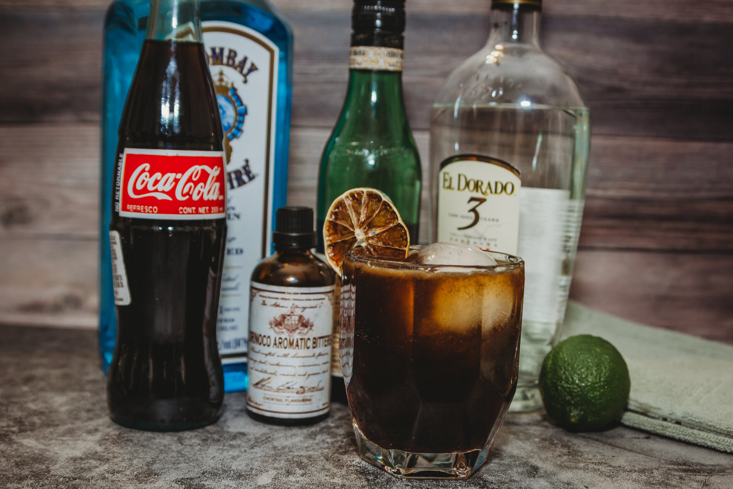 Classic Rum Drinks: How to Make a Cuba Libre (aka Rum and Coke) Cocktail, Cocktails