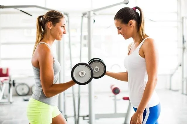 🏋️&zwj;♀️❤️WHY WOMEN NEED TO LIFT WEIGHTS❤️🏋️&zwj;♀️ There are a couple of myths around lifting weights which can often put Women off; &middot;  Lifting weights will make me bulky &middot;  Muscle turns to fat if you stop weight training &middot;  