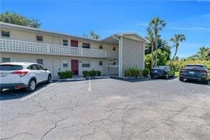 1015 TROPIC TER  NORTH FORT MYERS, FL 33903