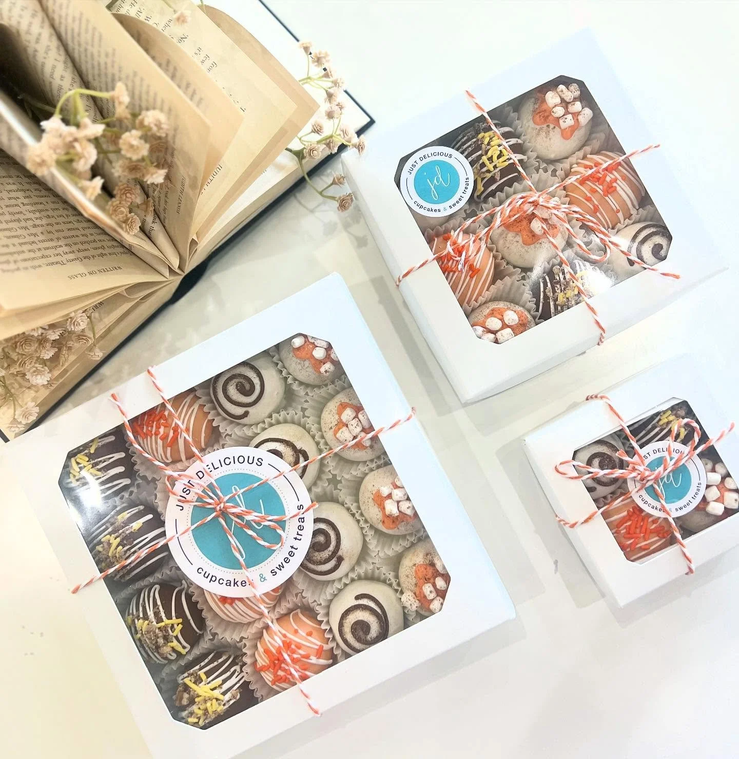 Pumpkin spice, cinnamon roll, pumpkin marshmallow, &amp; maple pecan&hellip; our fall cake truffles are little bites of the season you love most. ✨#FallTreats #CakeTruffles #JustDelicious #CozyVibes #FallDesserts #SweetBites #CoffeeAndTreats #BakeryL
