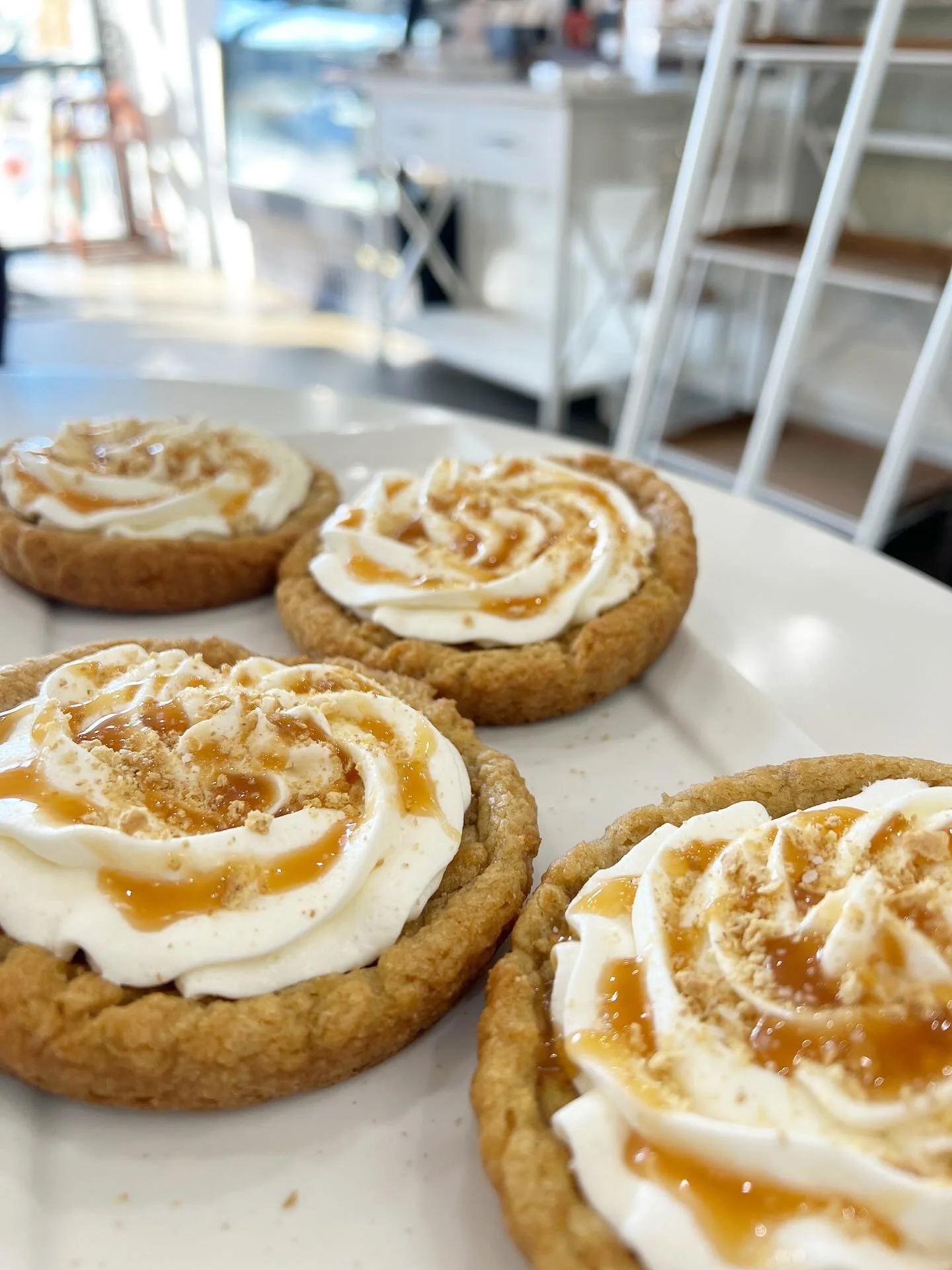 Salted Caramel Cheesecake Cookies- buttery, creamy, sweet &amp; salty perfection in every bite 🤎✨

#JustDelicious #SaltedCaramel #CheesecakeCookies #SmallTownBakery #CoffeeAndCookies