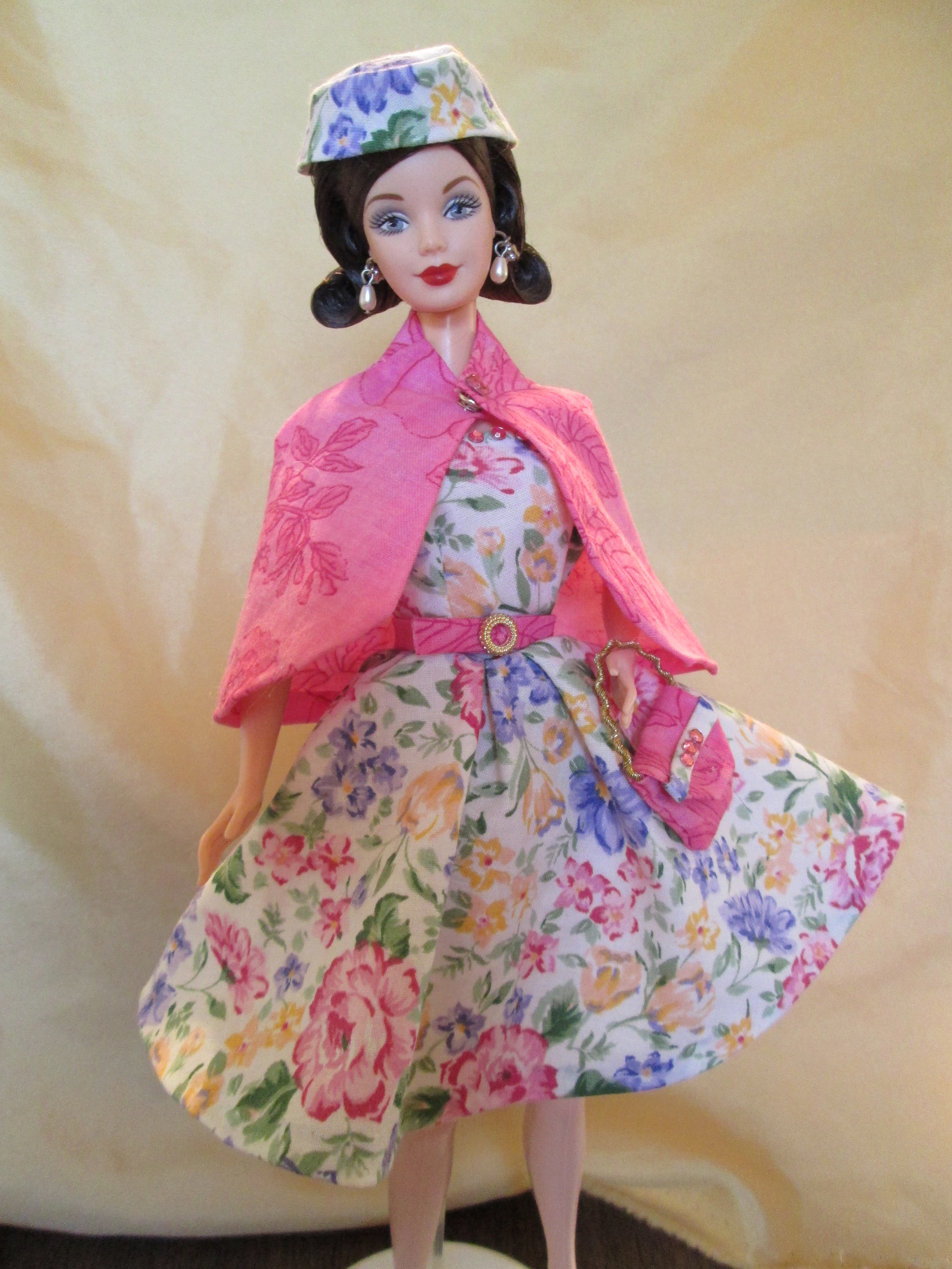 hand-made-barbie-dresses-ooak-barbie-gowns-jmb-designs-4.JPG