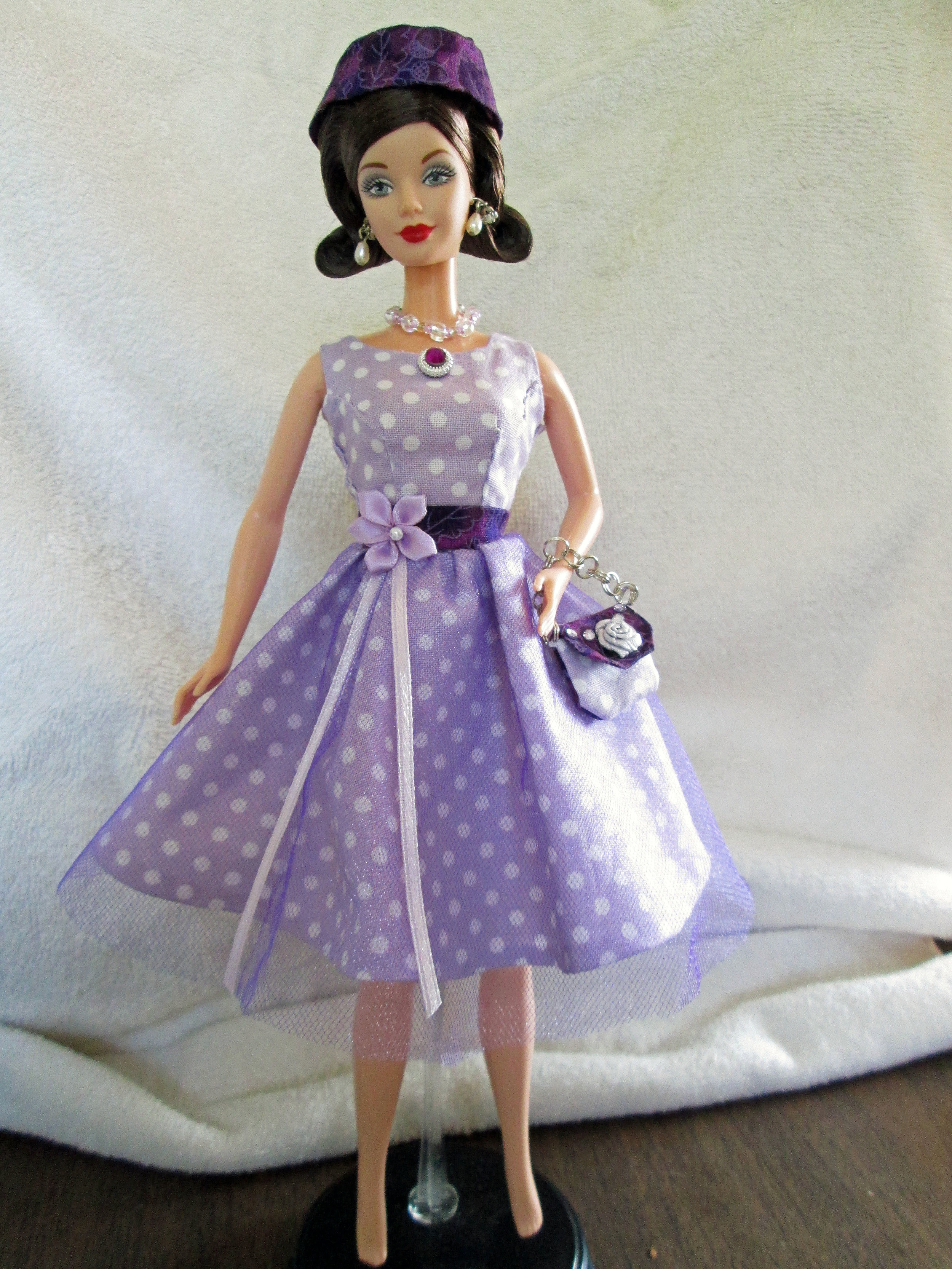 hand-made-barbie-dresses-ooak-barbie-gowns-jmb-designs-9.JPG