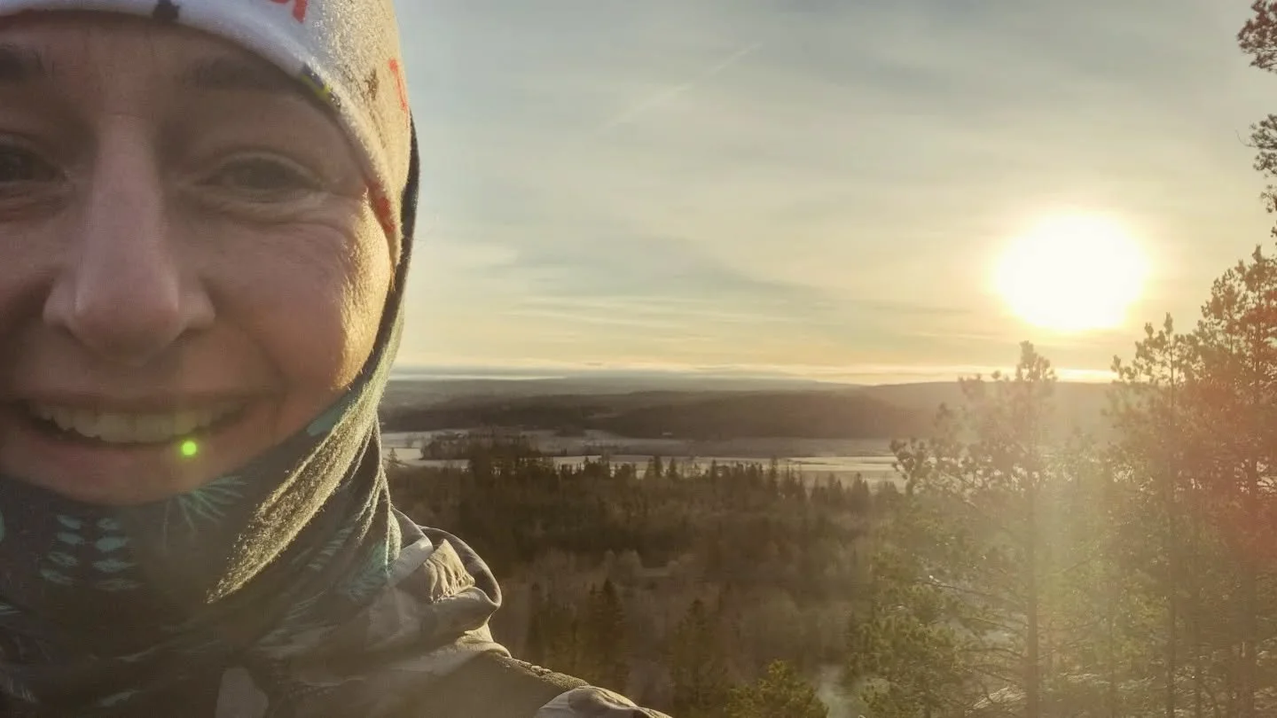 Gott nytt &aring;r 2026!

&Aring;ret d&aring; vi g&aring;r back to basic f&ouml;r v&aring;r h&auml;lsa, genom att se till att 
- Sova och &aring;terh&auml;mta oss i vardagen (och skryta om hur bra s&ouml;mn vi har).
- &Auml;ta gott, bra, lagom och ti