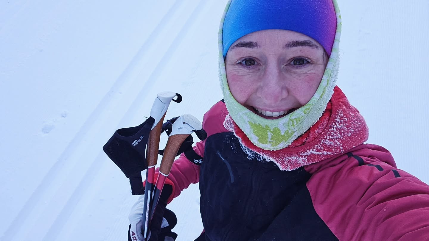 Maxade smilbanden p&aring; milen i morse, n&ouml;p mig i armen f&ouml;r det var s&aring; vackert och jag k&auml;nde mig s&aring; tacksam f&ouml;r upplevelsen 💛✨️

Kanske sista g&aring;ngen med skidorna? innan Vasaloppet &Ouml;ppetsp&aring;r... sp&au