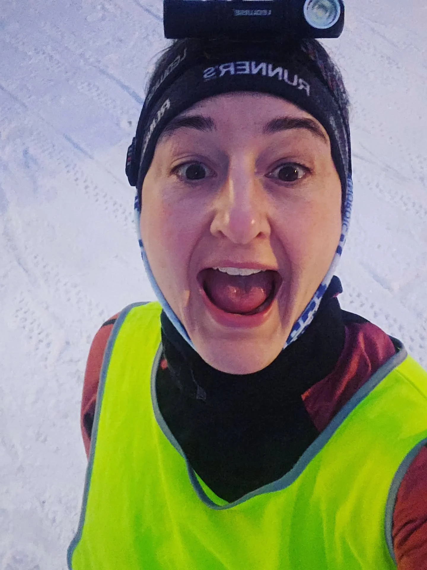 Morgontur. L&ouml;ptur i alla v&auml;der. I alla hum&ouml;r. I alla l&auml;gen.
Hade jag inte haft en tur i naturen idag s&aring; hade jag nog blivit kn&auml;pp. Riktigt kn&auml;pp.