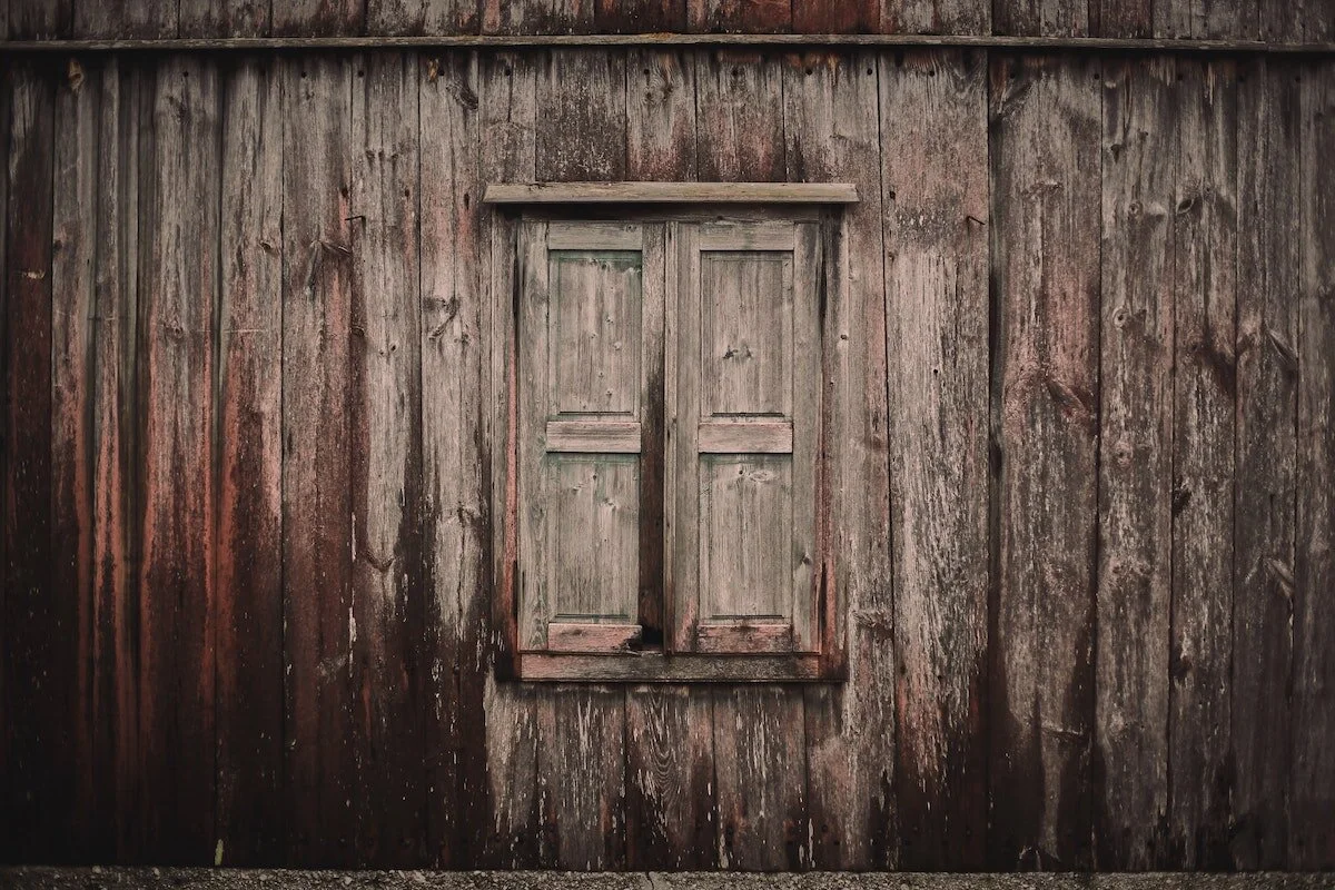 Choosing the Best Reclaimed Wood Source