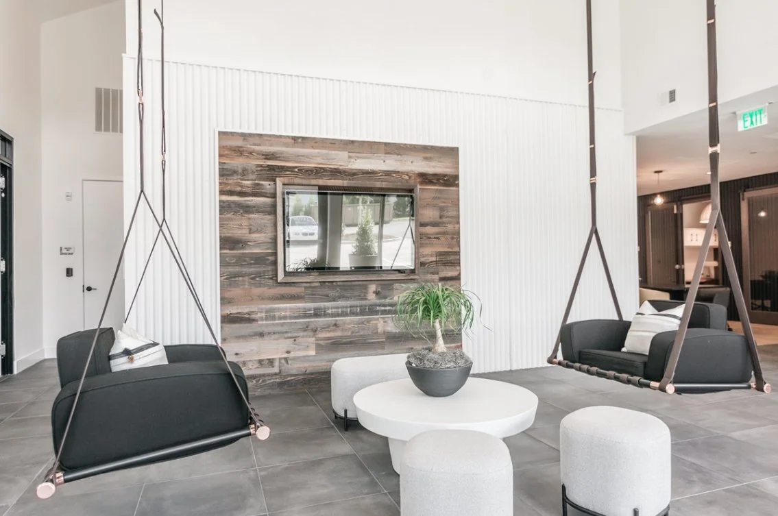 Designing the Perfect Reclaimed Wood Accent Wall
