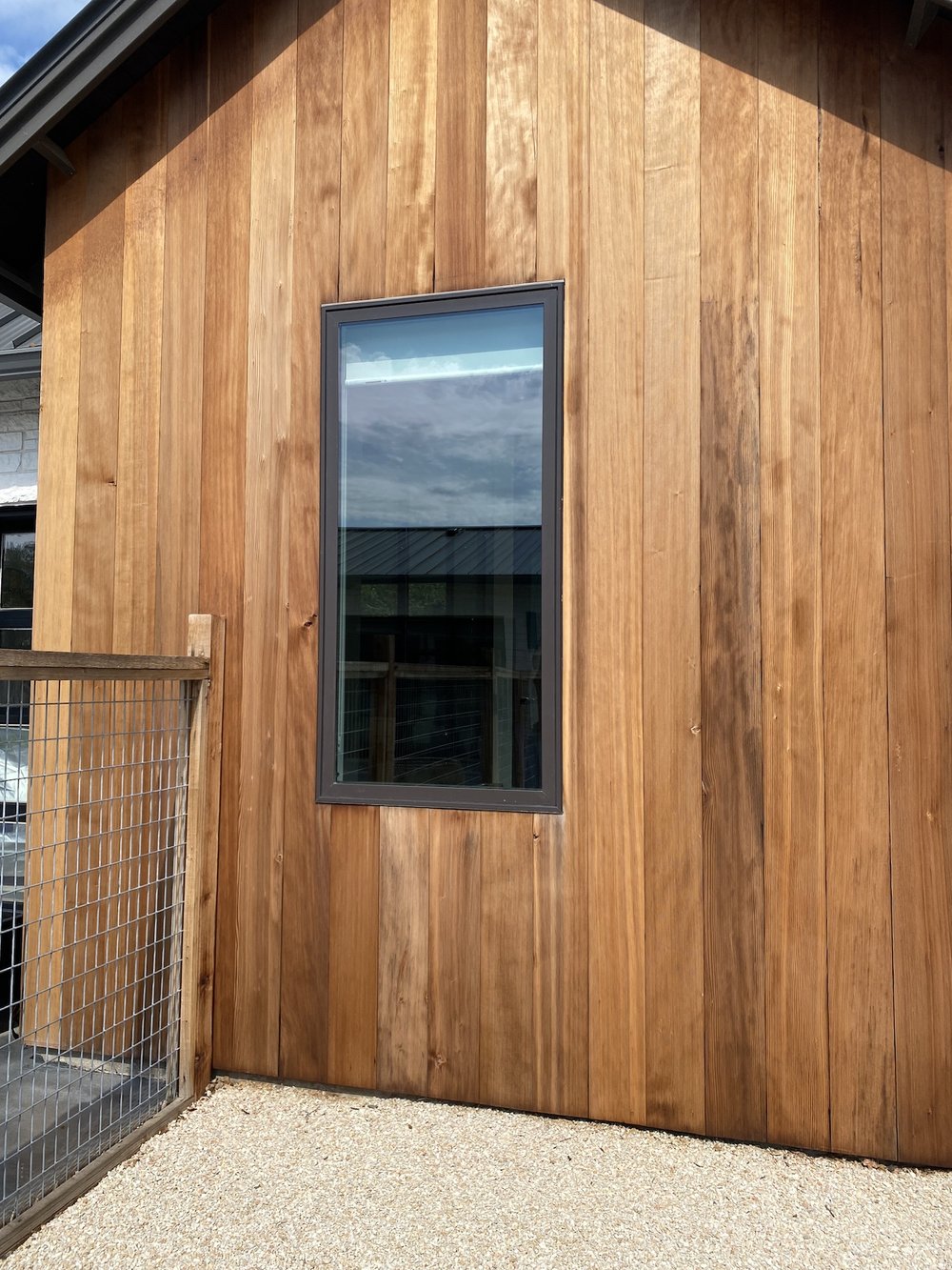 reclaimed-redwood-wood-siding-installation-residential.jpg
