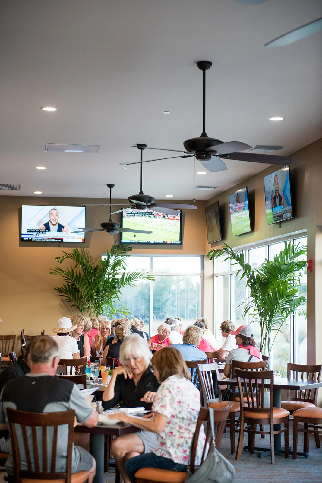 2019-11-12-IslandViewRestaurant-0185.jpg