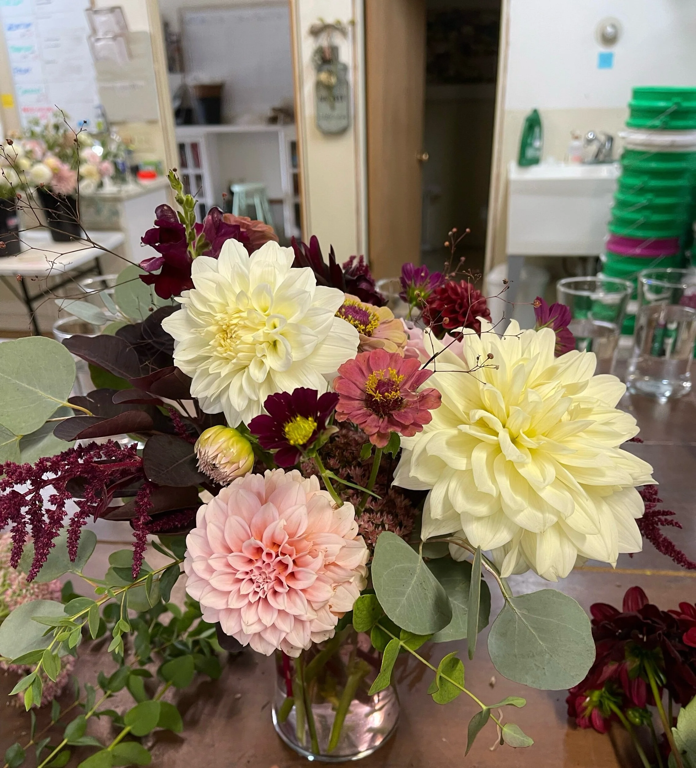 AF9F1956-3447-40B3-A1BD-00F18DC194B8