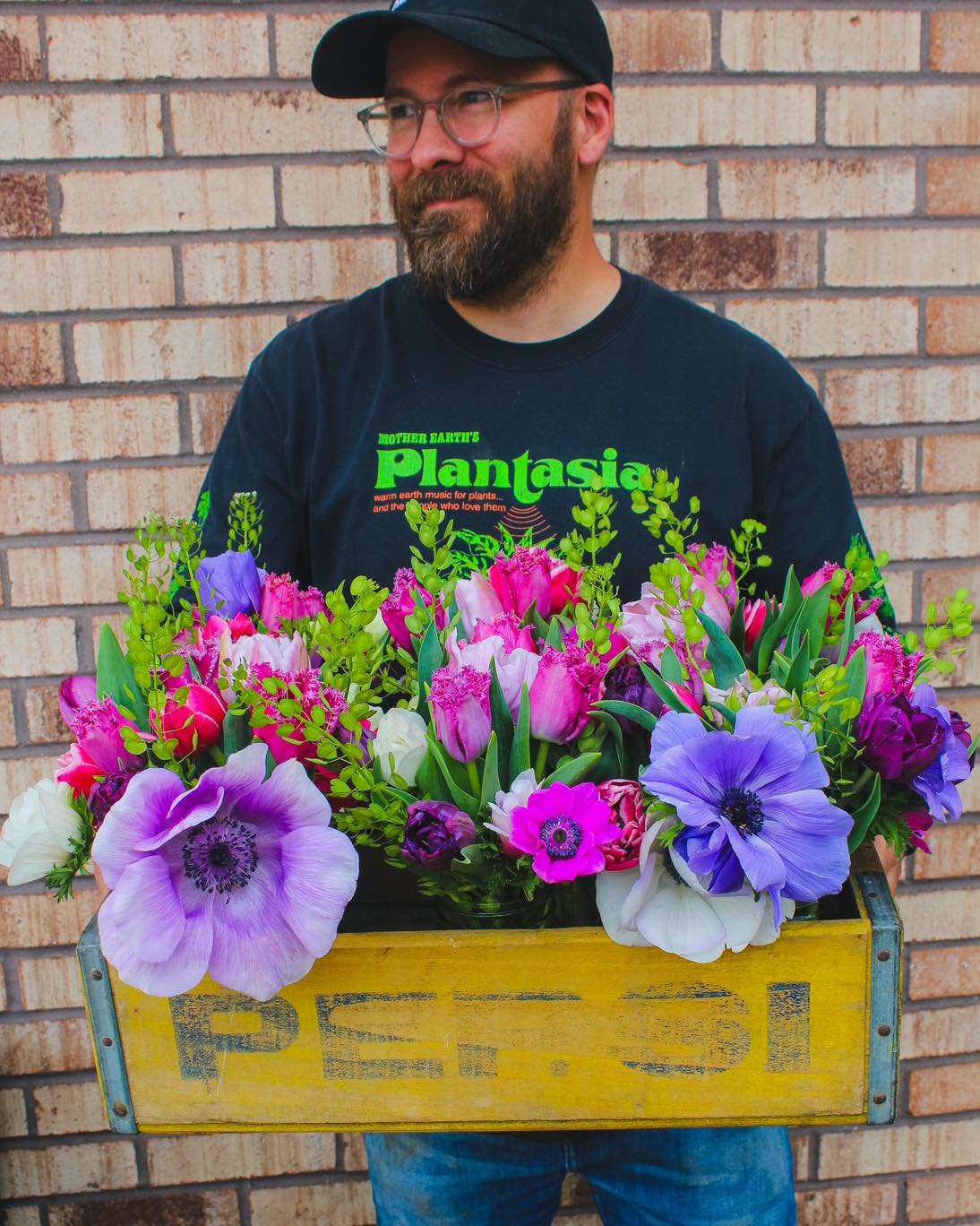 🌸💜FARM STAND OPEN SUNDAY FROM 10AM-2PM💜🌸

There were lots of events going on in town today, so we have a full farm stand for tomorrow! If you couldn&rsquo;t make it today, there is still tons to choose from, including lots of these gorgeous berry