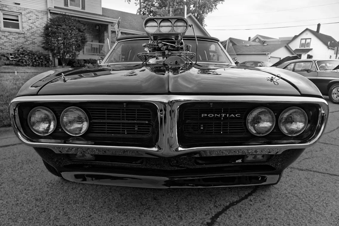 IMG_2721_edited_bw.jpg