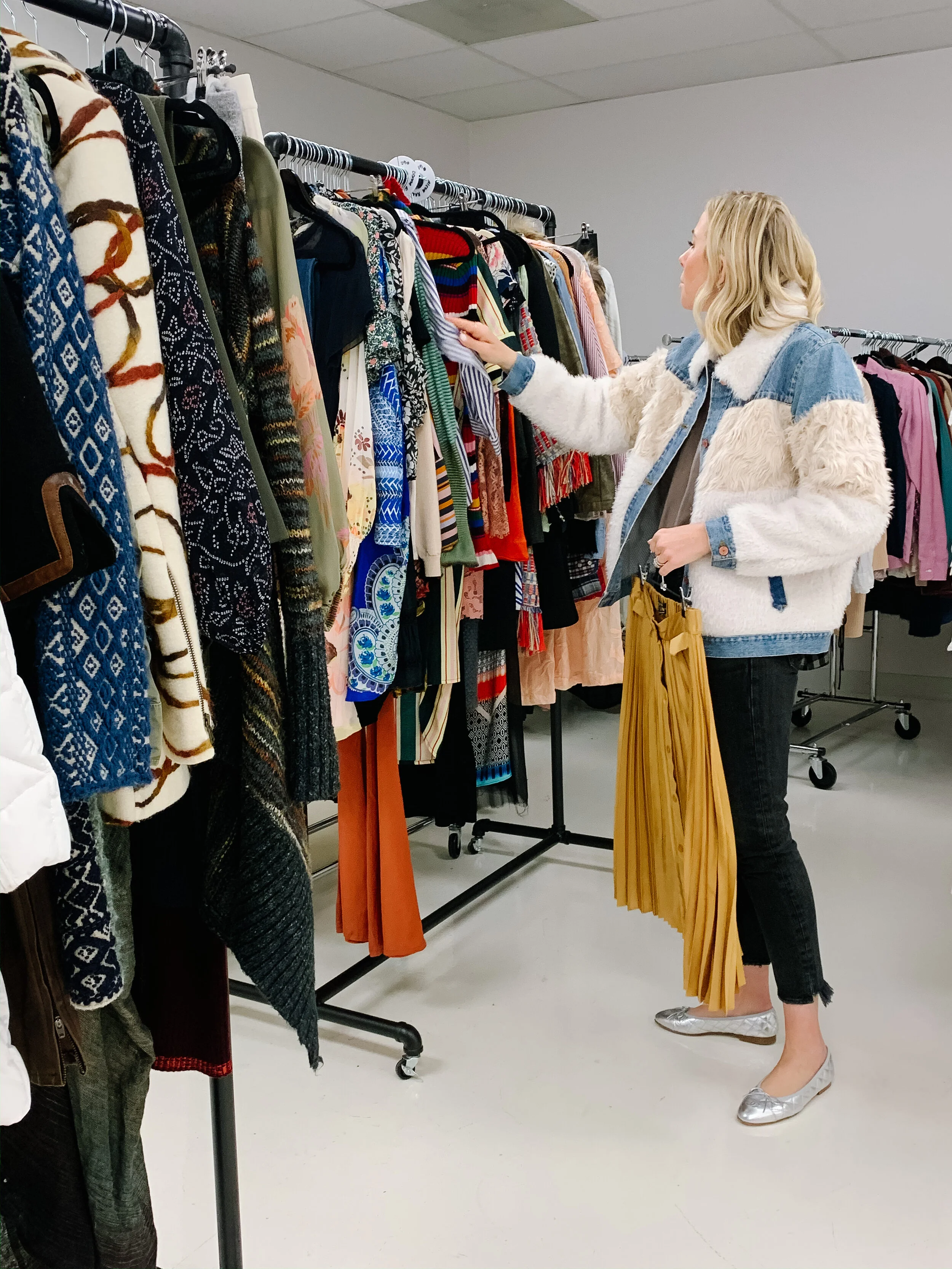 The Revury - Luxury Looks for Less! 