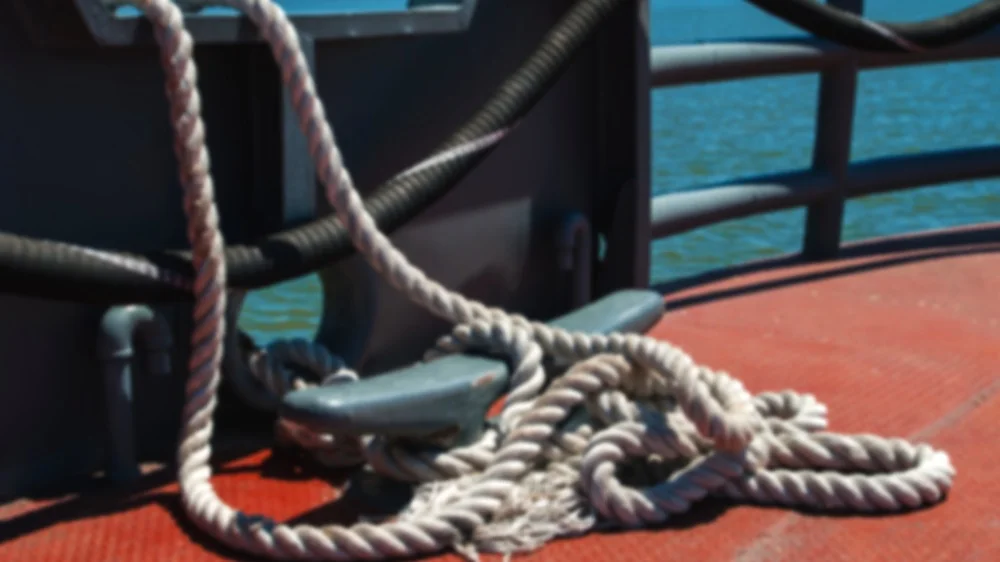 tie+down+ropes+MIH+marine+insurance+house.jpg