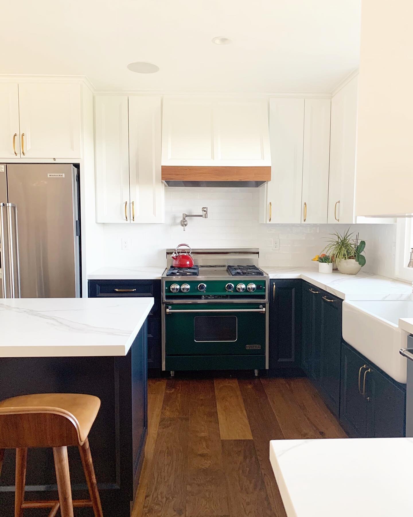 Knocked down a couple of walls but other than that this kitchen remodel was pretty straightforward: preserve the rustic charm of the house, add storage, and keep the stove (but nothing else😉)