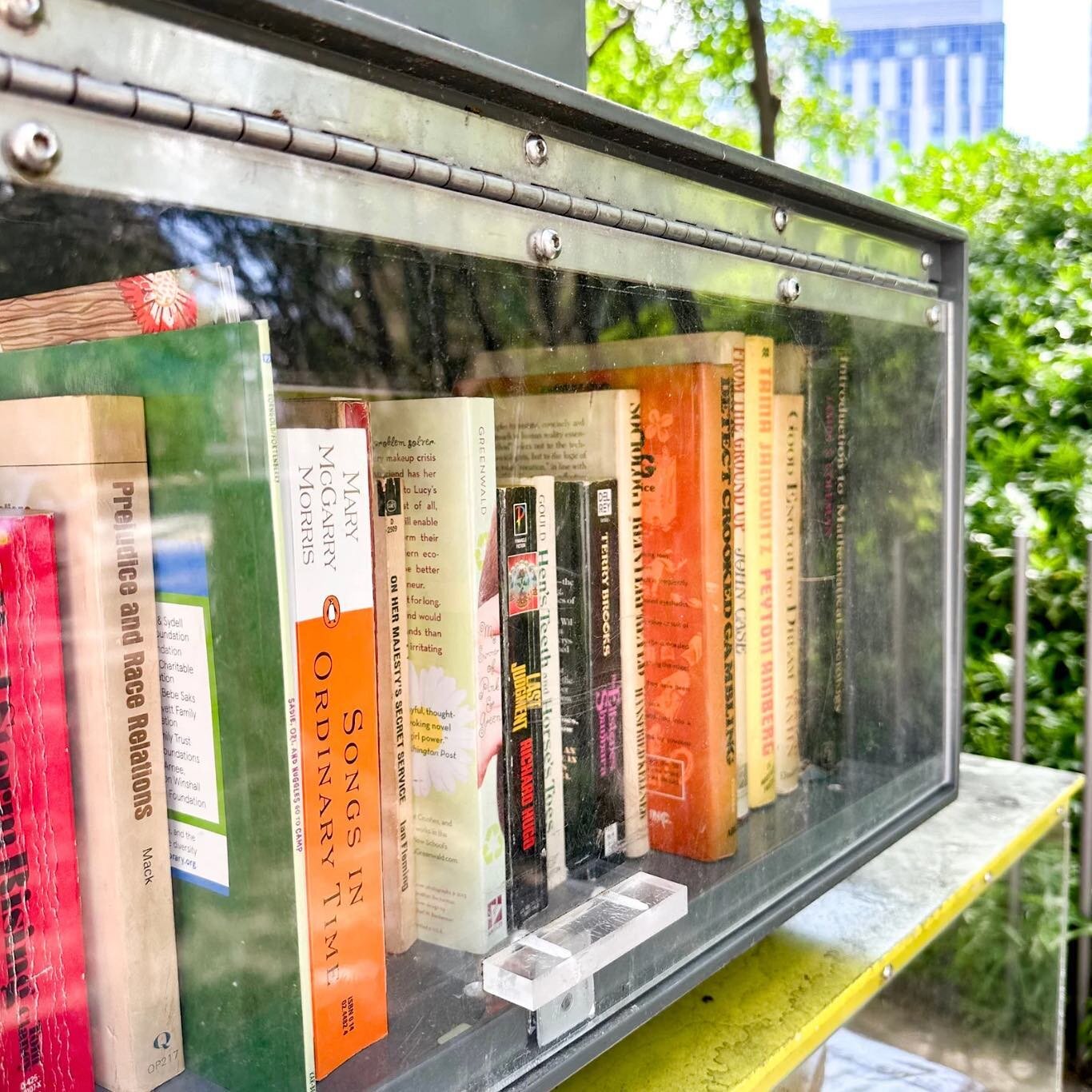 Looking for something new to read? Visit Kendall Square&rsquo;s little libraries! You never know what you&rsquo;ll find or what new literary adventure you&rsquo;ll find yourself on. Discover the joy of reading today! 📚✨⁠
⁠
⁠
#kendallsquare #freelibr