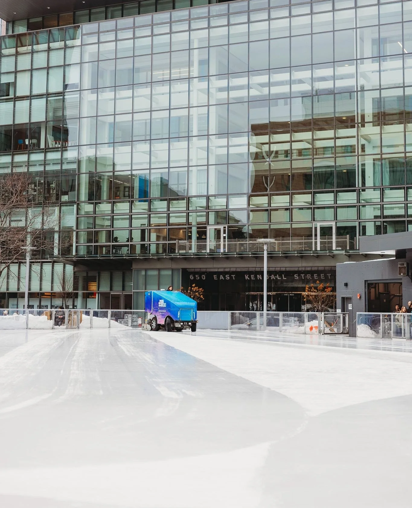 Name a more satisfying feeling than skating on fresh ice right after the zamboni takes a lap, we'll wait... come take a spin on the ice at @skatekendall before the season ends later this month!