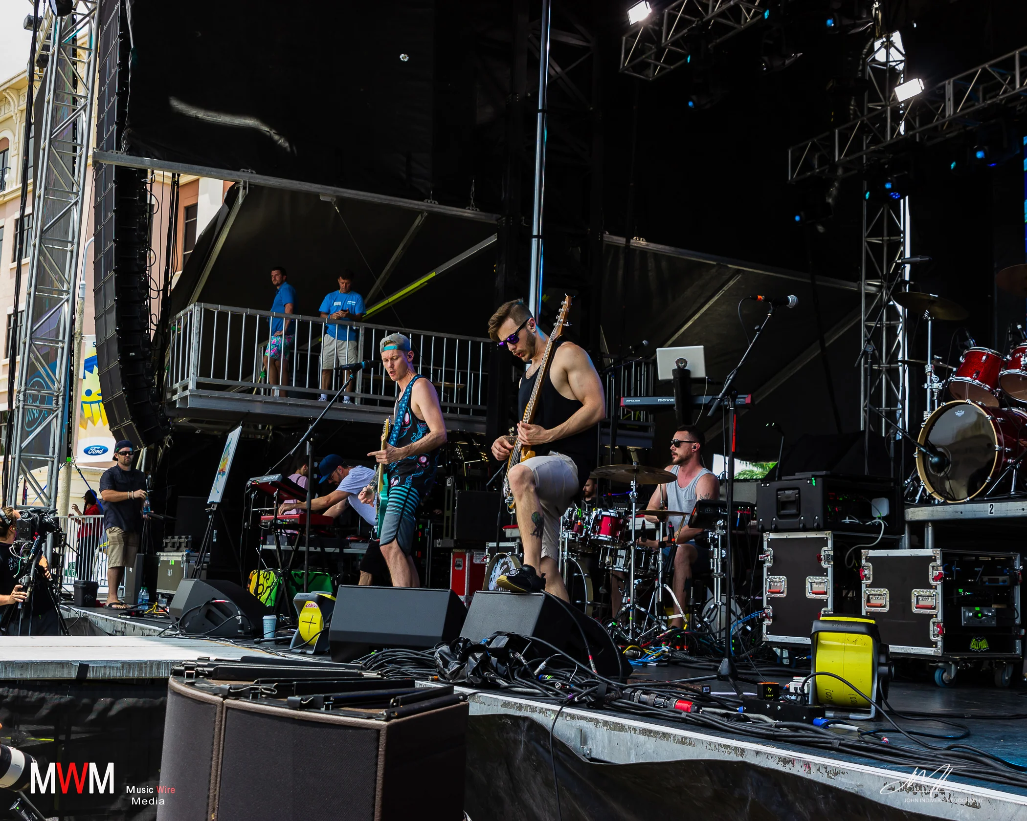 fullband.jpg