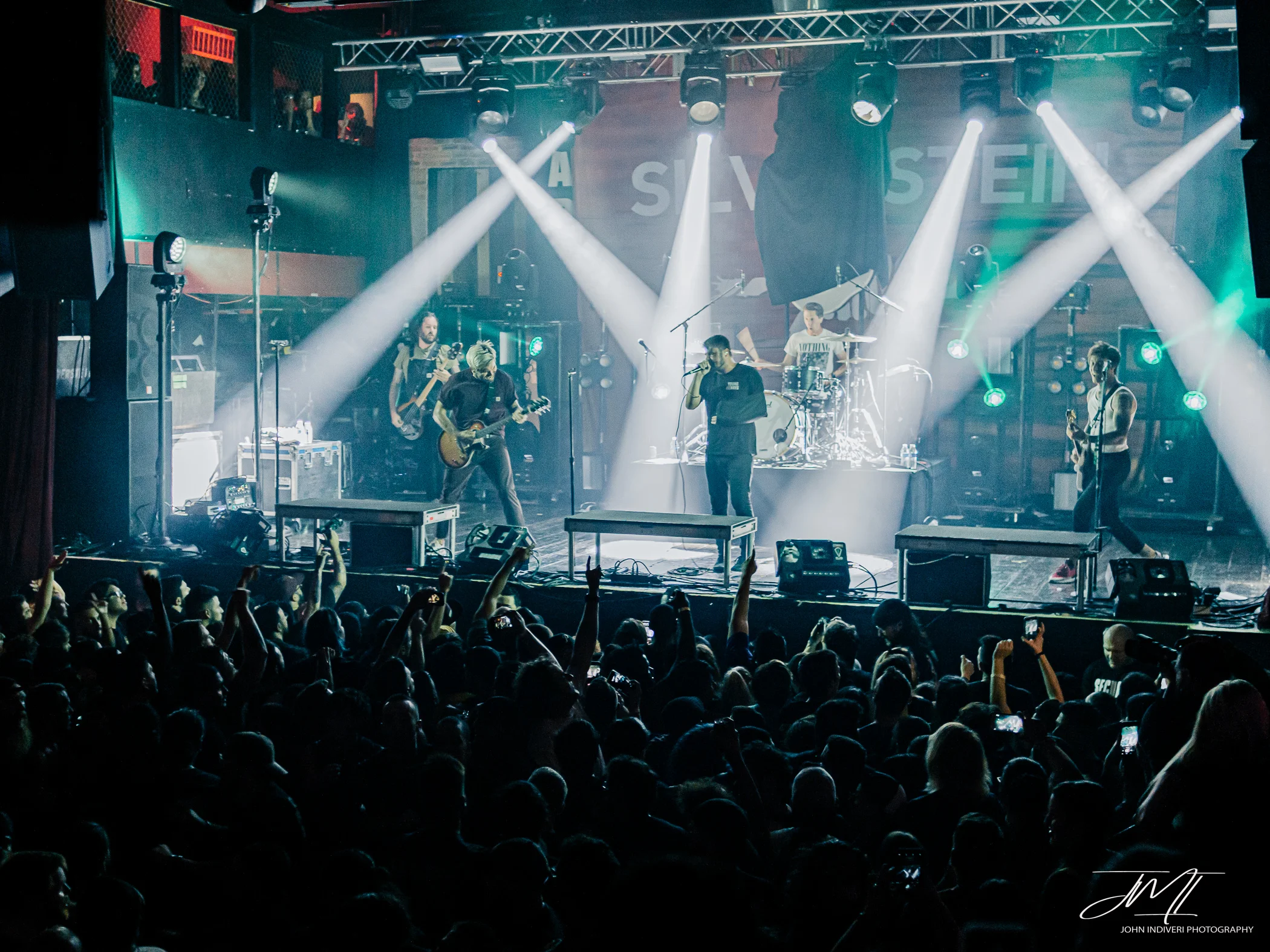 FullBand2.jpg