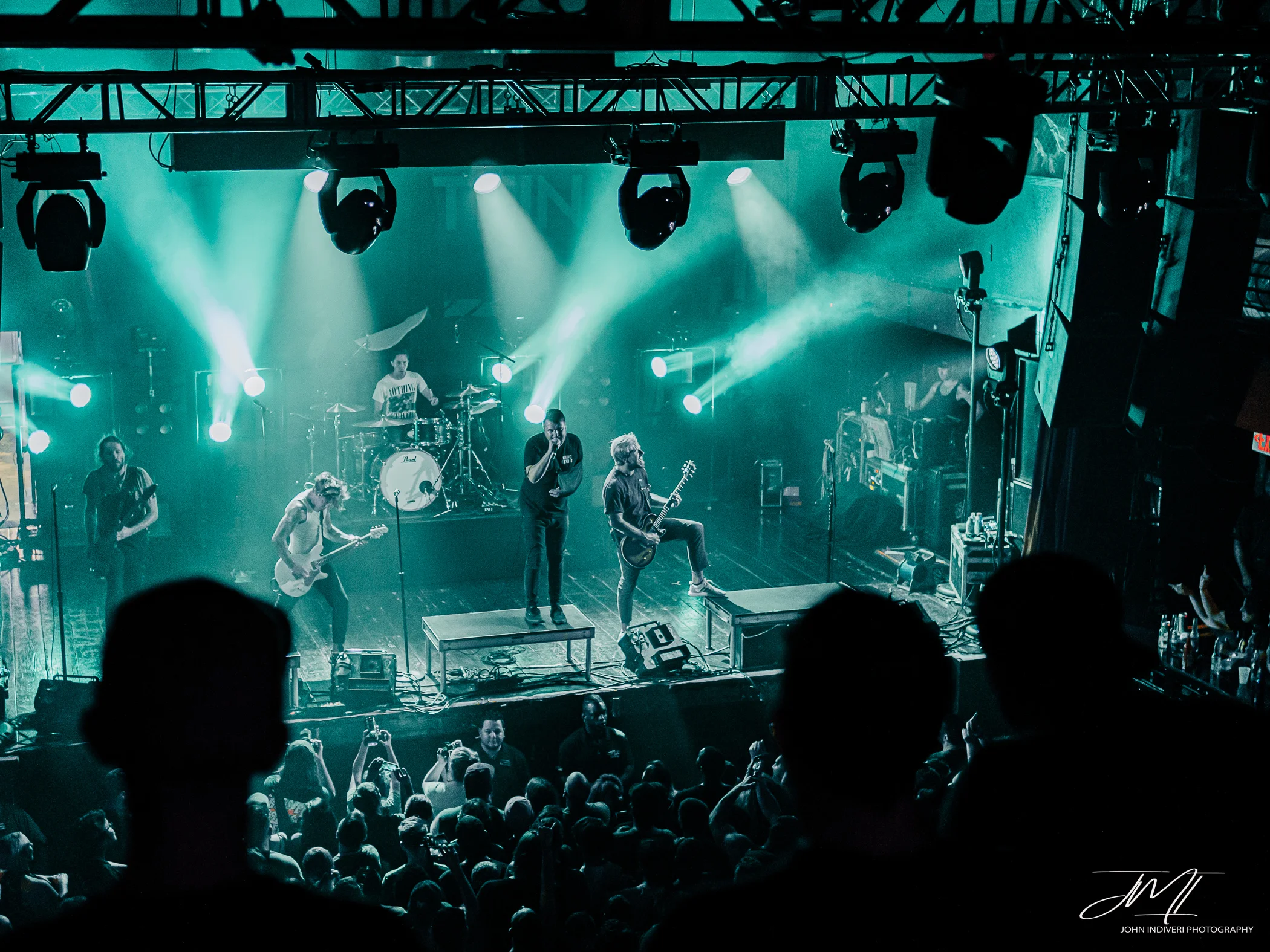 FullBand3.jpg