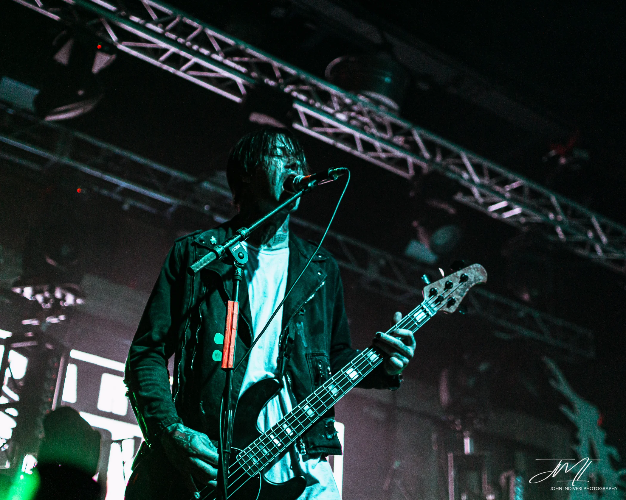 Bassist.jpg