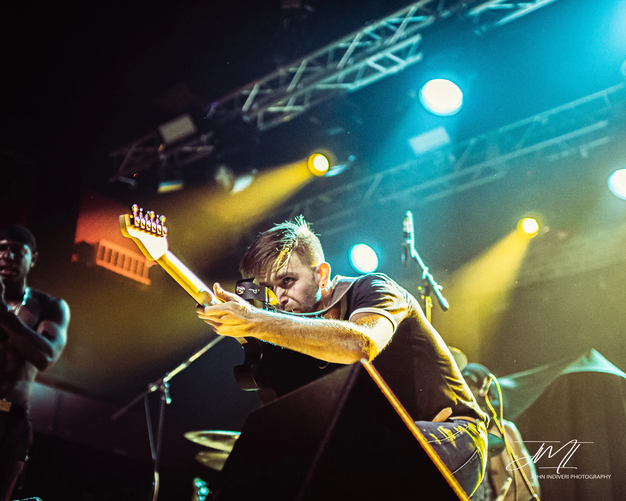 GuitaristKneel2.jpg