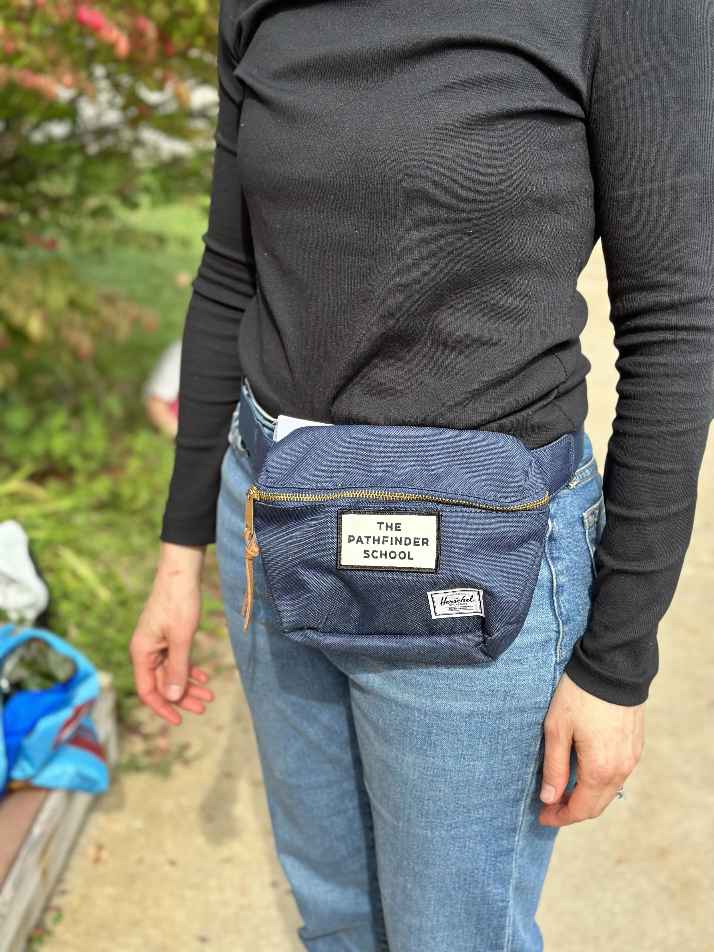 Herschel Hip Pack "Style Fifteen" Navy — The Pathfinder School