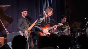 Jules Leyhe &amp; The Family Jules with Bella Rayne