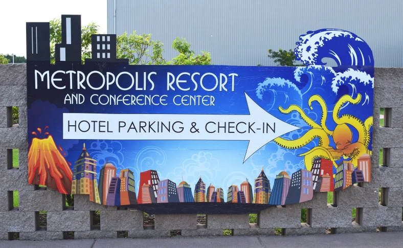 hoteldirectional.jpg